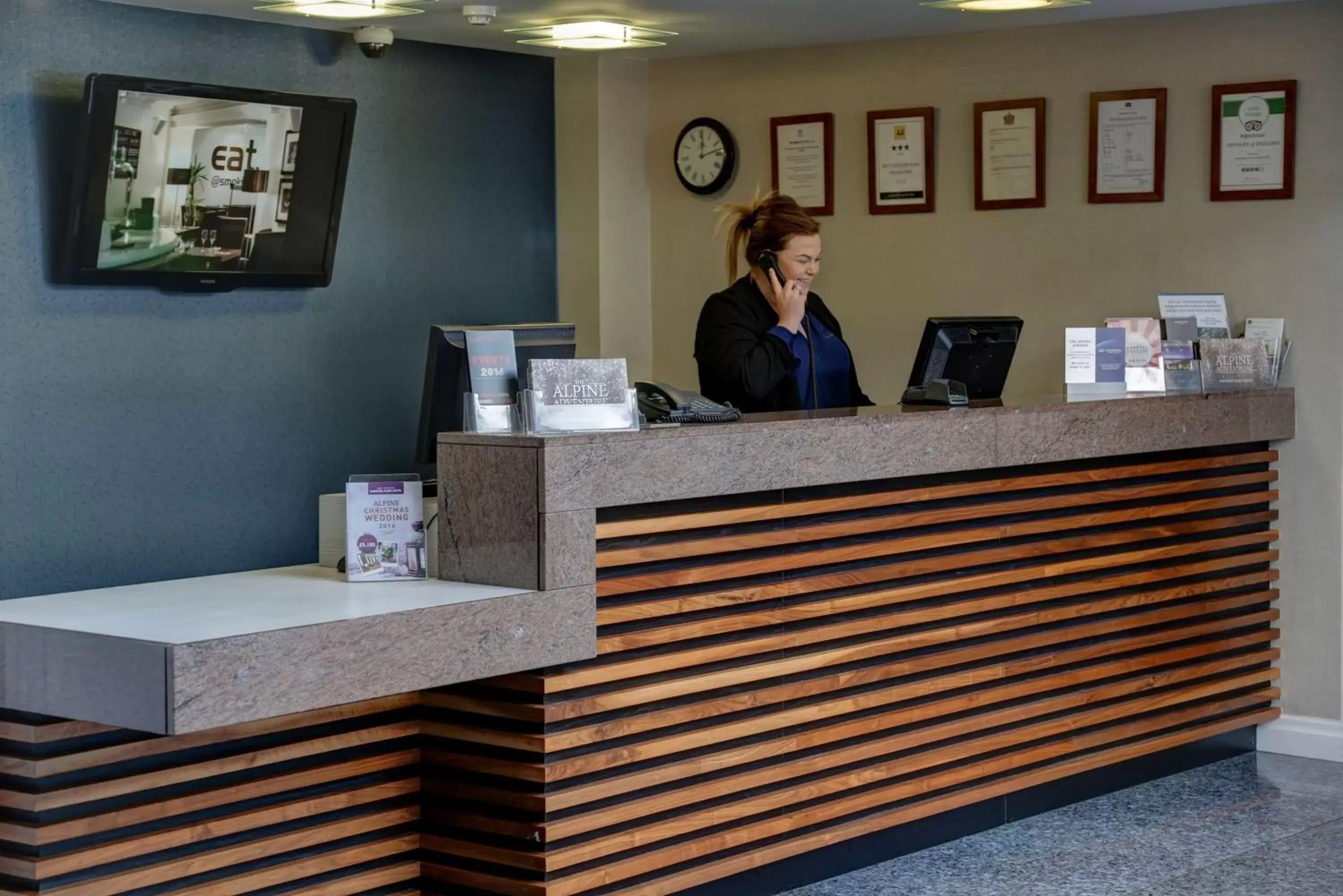 Property building in Holiday Inn - Manchester - Oldham by IHG Property building in Holiday Inn - Manchester - Oldham by IHG