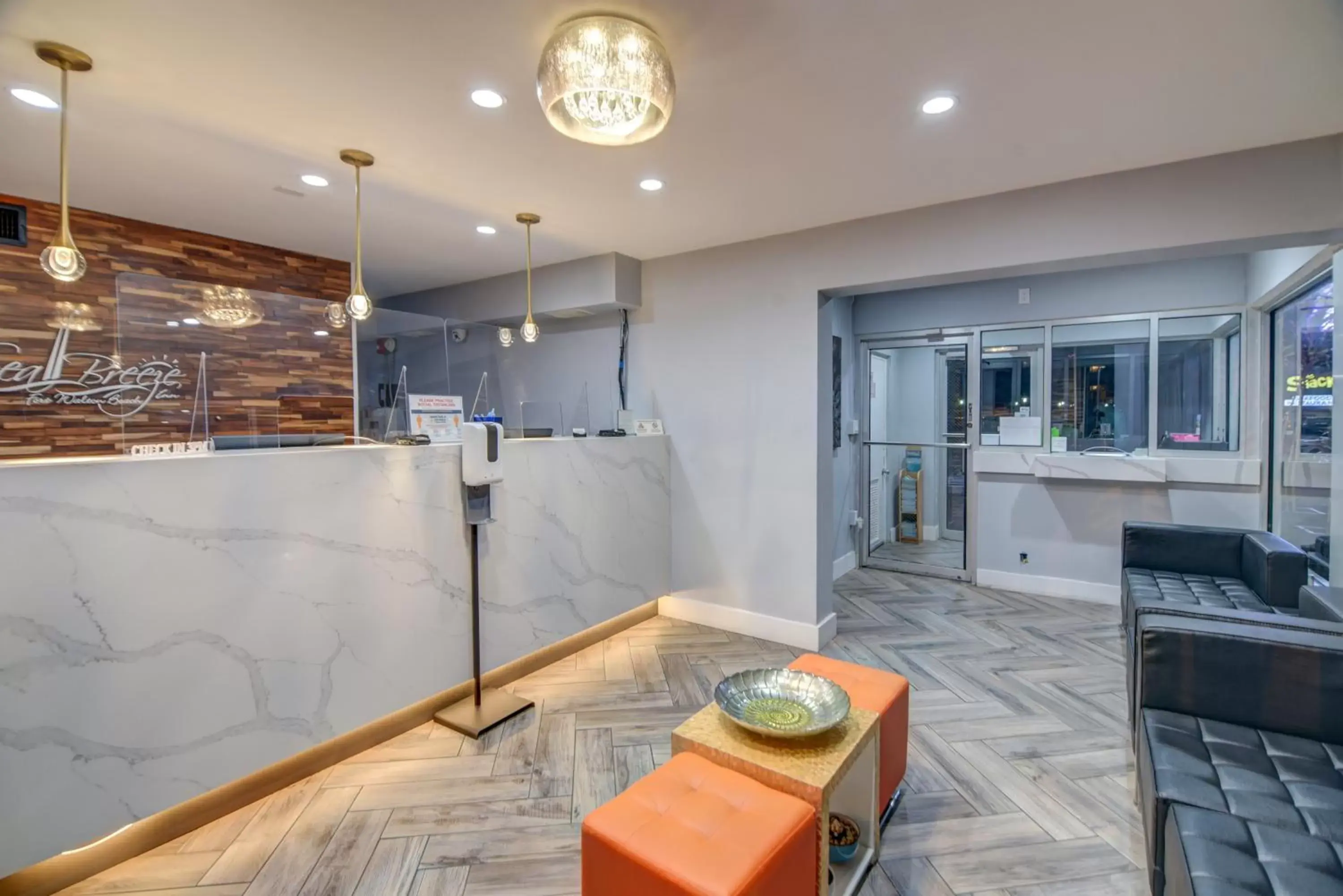 Lobby or reception in Seabreeze Inn - Fort Walton Lobby or reception in Seabreeze Inn - Fort Walton