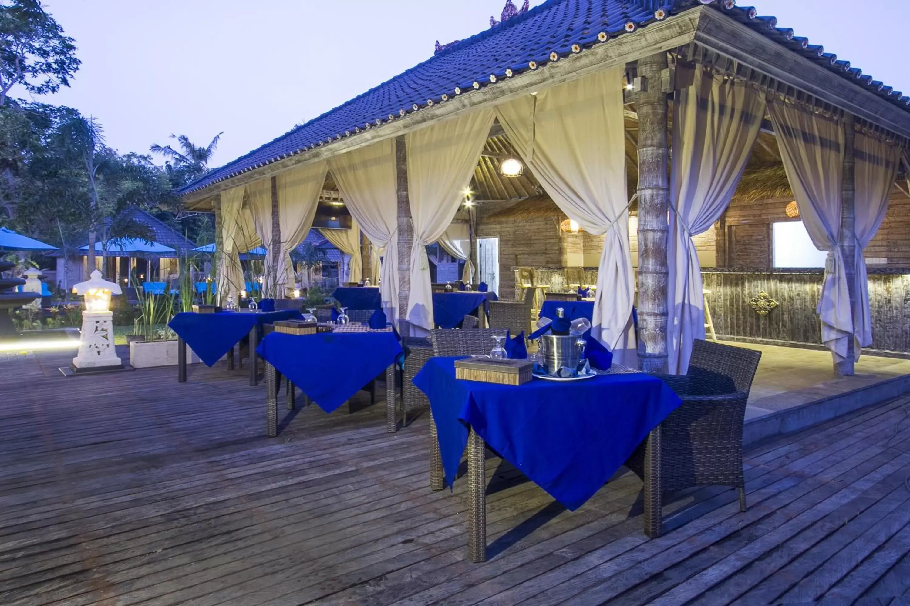 Alcoholic drinks, Restaurant/Places to Eat in The Palm Grove Villas