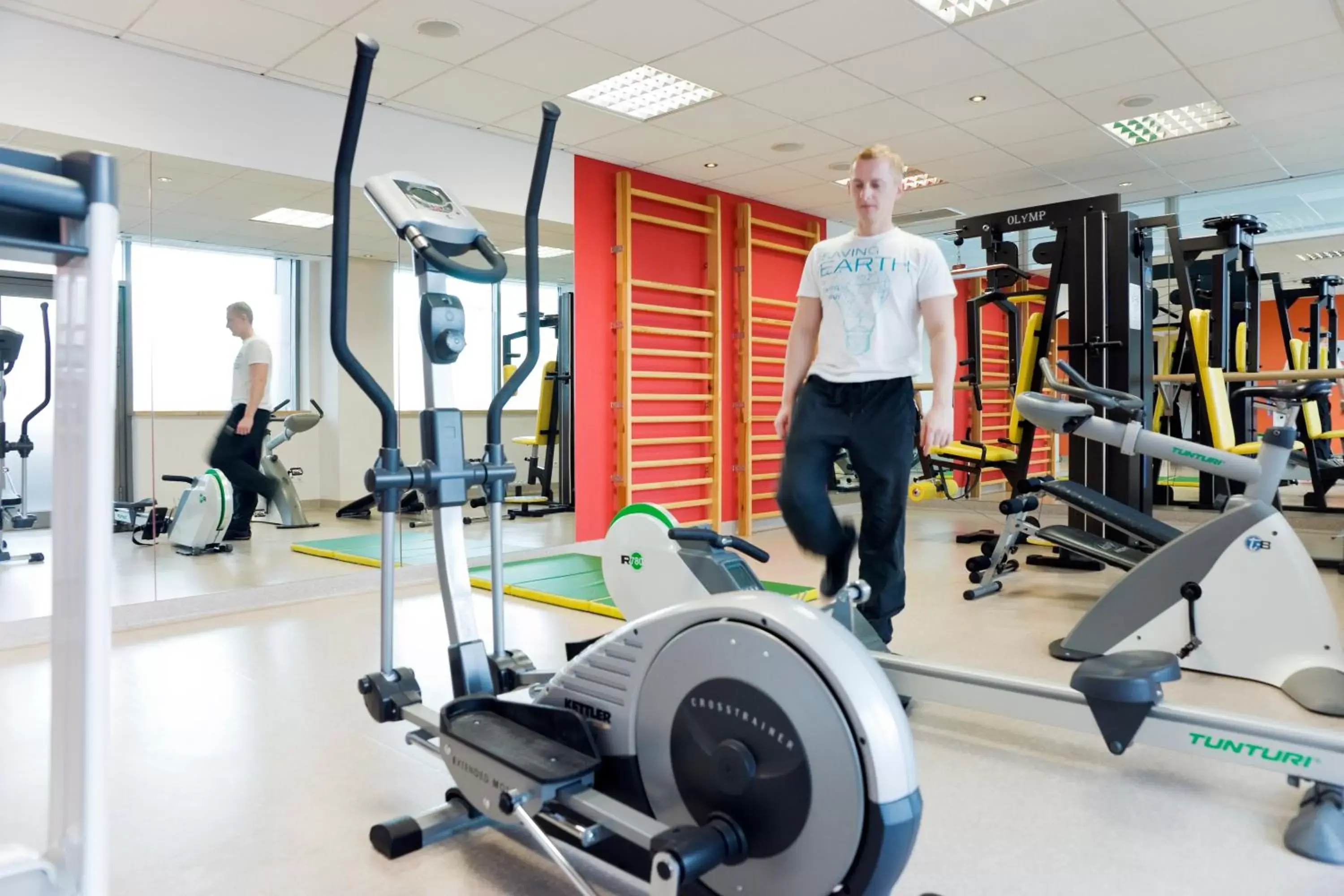 Fitness centre/facilities in Hotel Mercure Poznań Centrum Fitness centre/facilities in Hotel Mercure Poznań Centrum