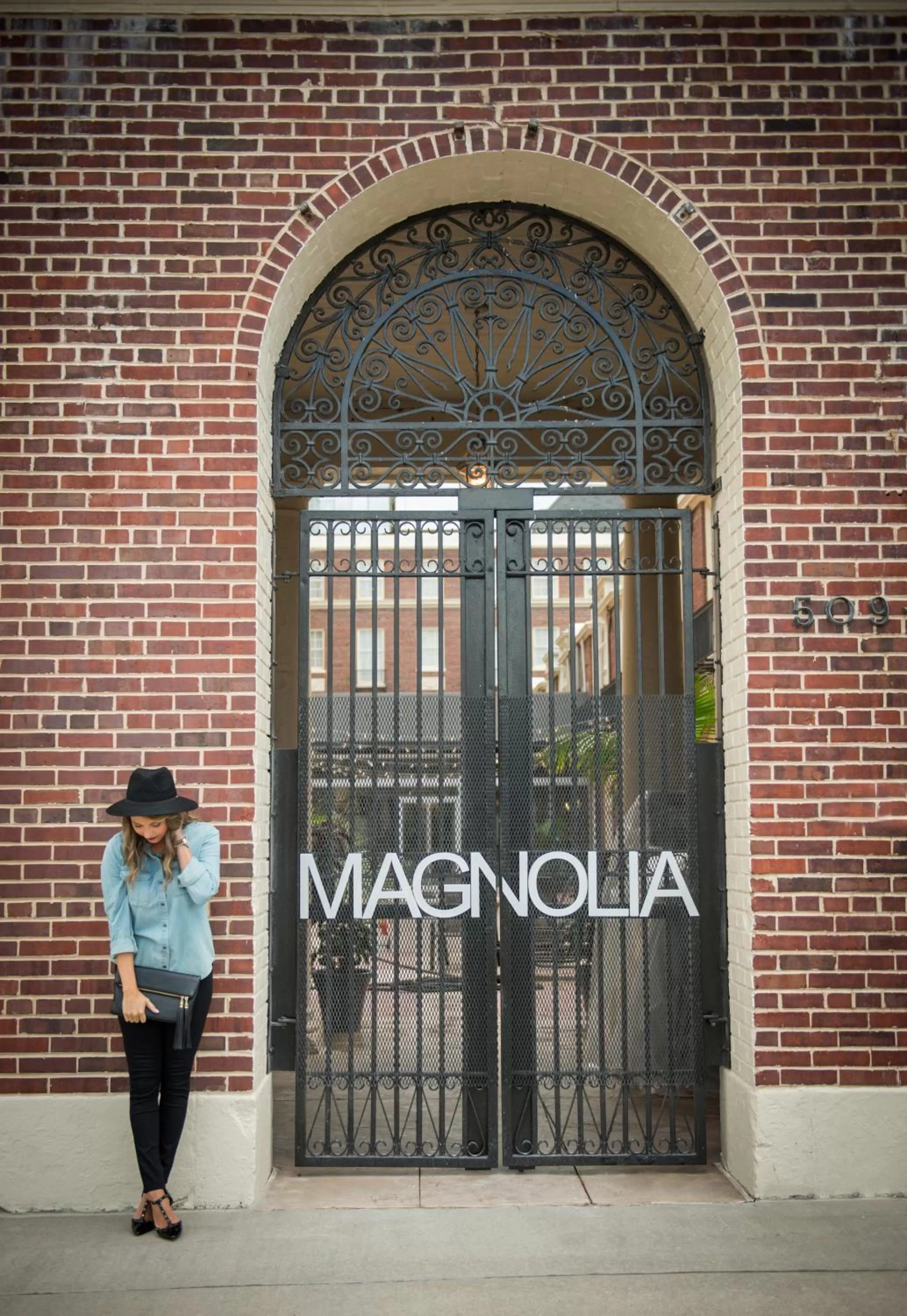 Facade/entrance in Magnolia Hotel Omaha