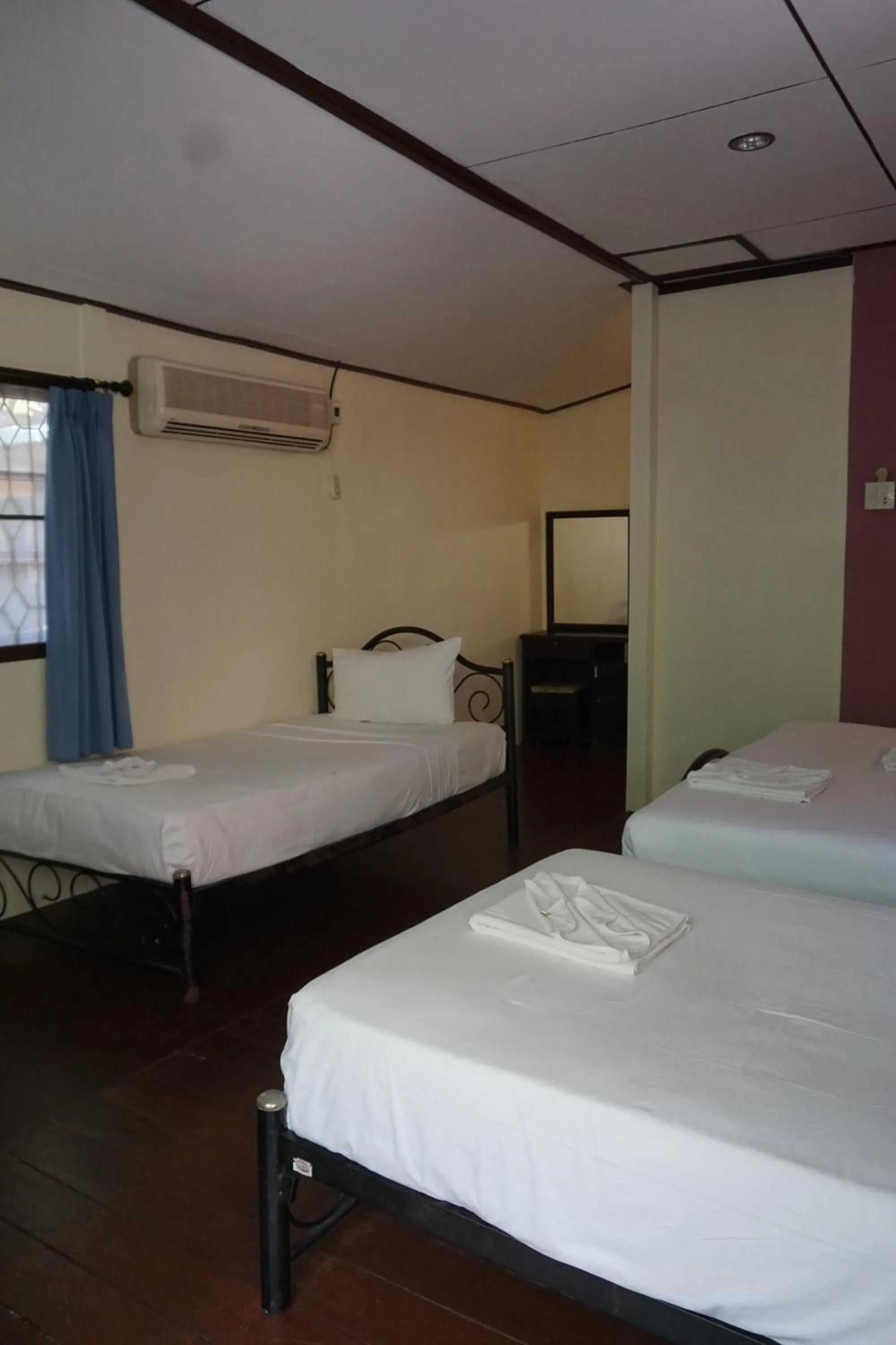 Bed in Moonhut Bungalows