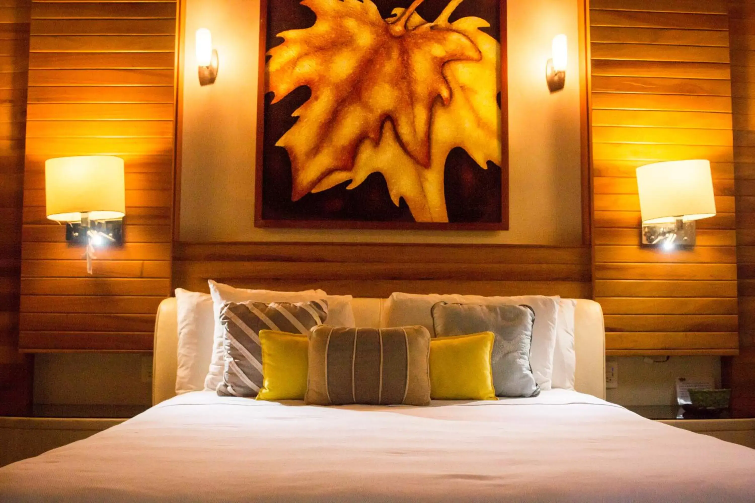 Queen Boutique Amarilla in Cocos Cabañas Playa del Carmen Adults Only Queen Boutique Amarilla in Cocos Cabañas Playa del Carmen Adults Only