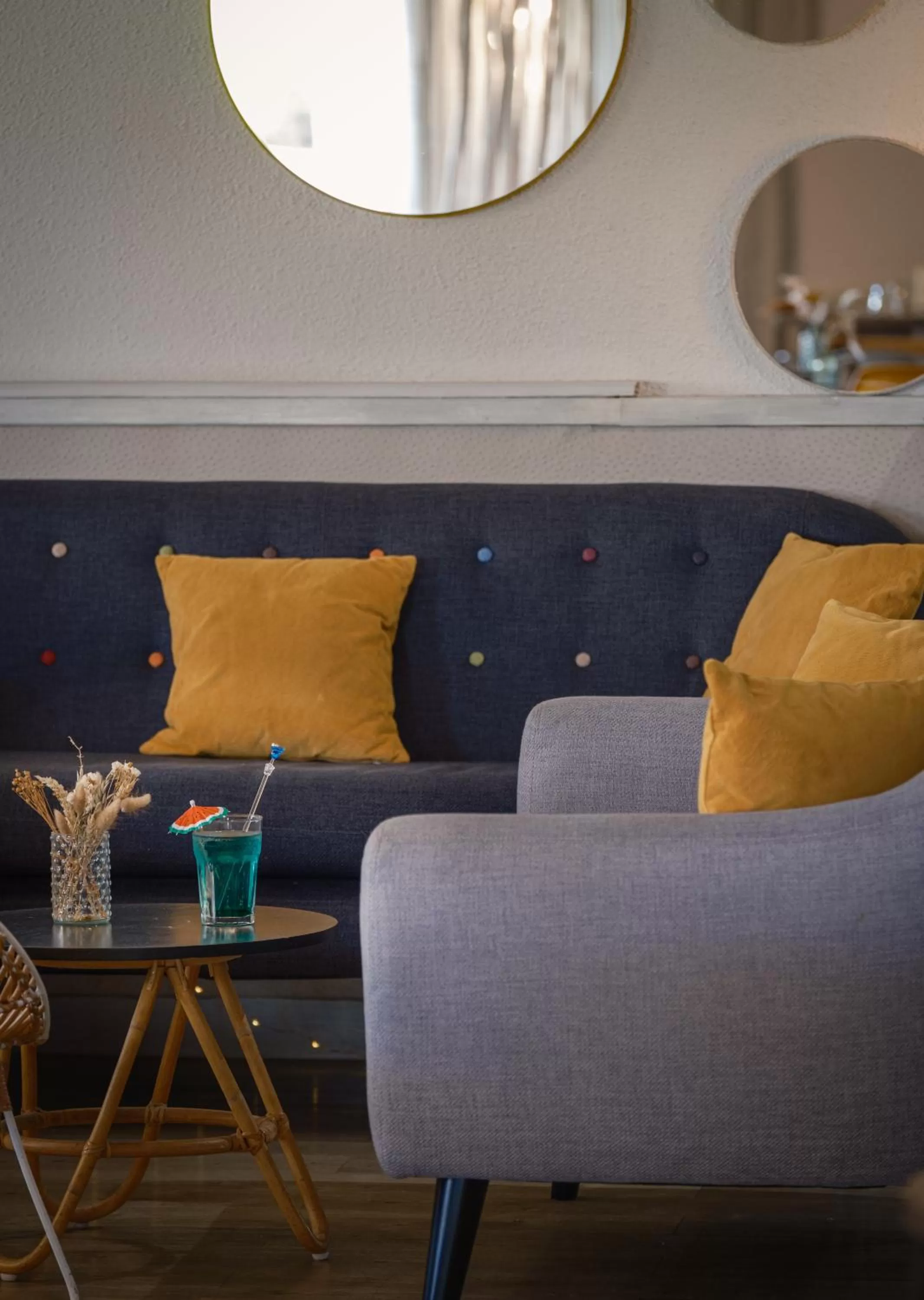 Communal lounge/ TV room in Kyriad Lyon Est - Bron Eurexpo Le Cottage