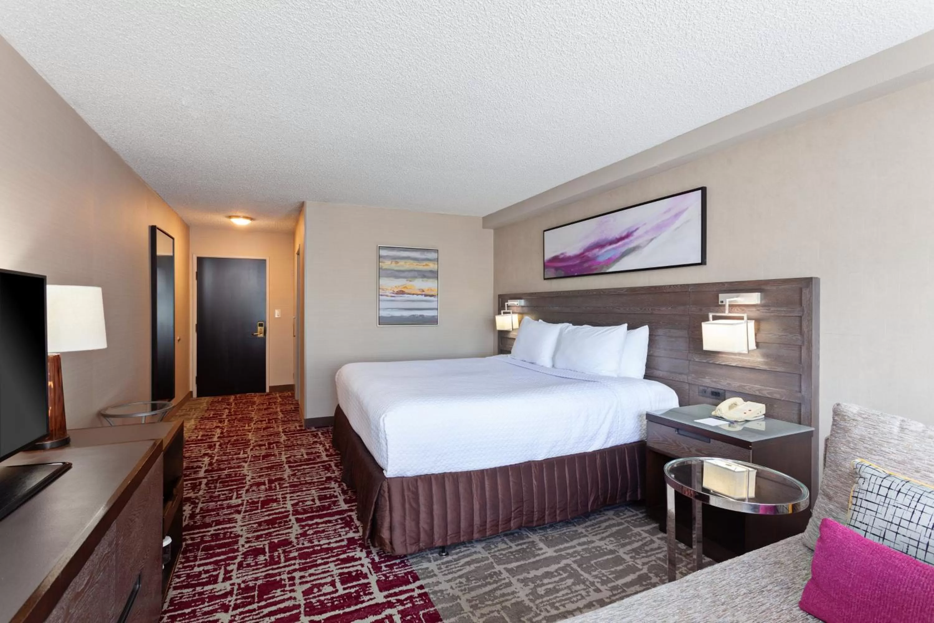 Photo of the whole room, Bed in Crowne Plaza Silicon Valley North - Union City by IHG