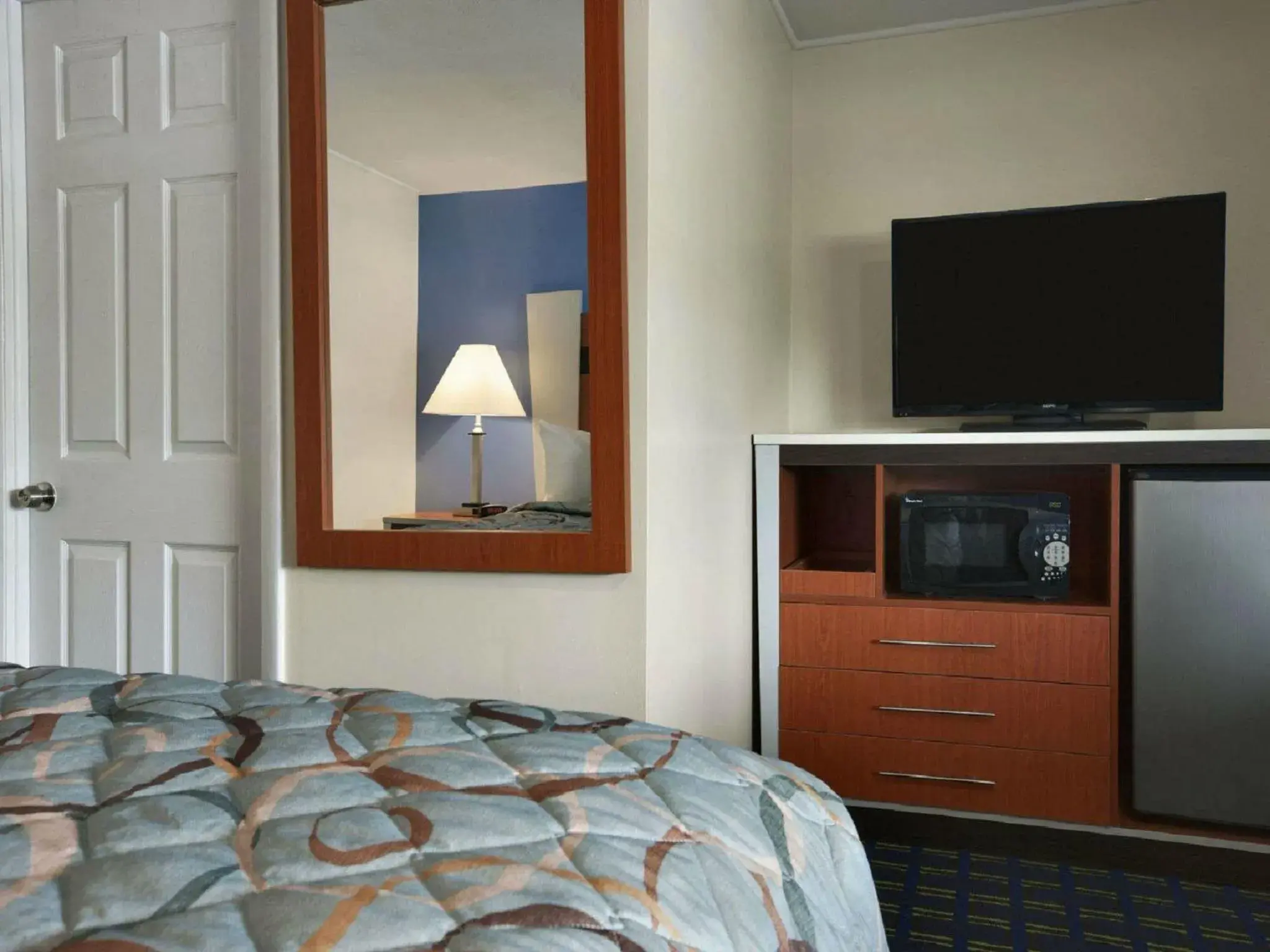 Other, TV/Entertainment Center in Days Inn by Wyndham - Cape Cod Area