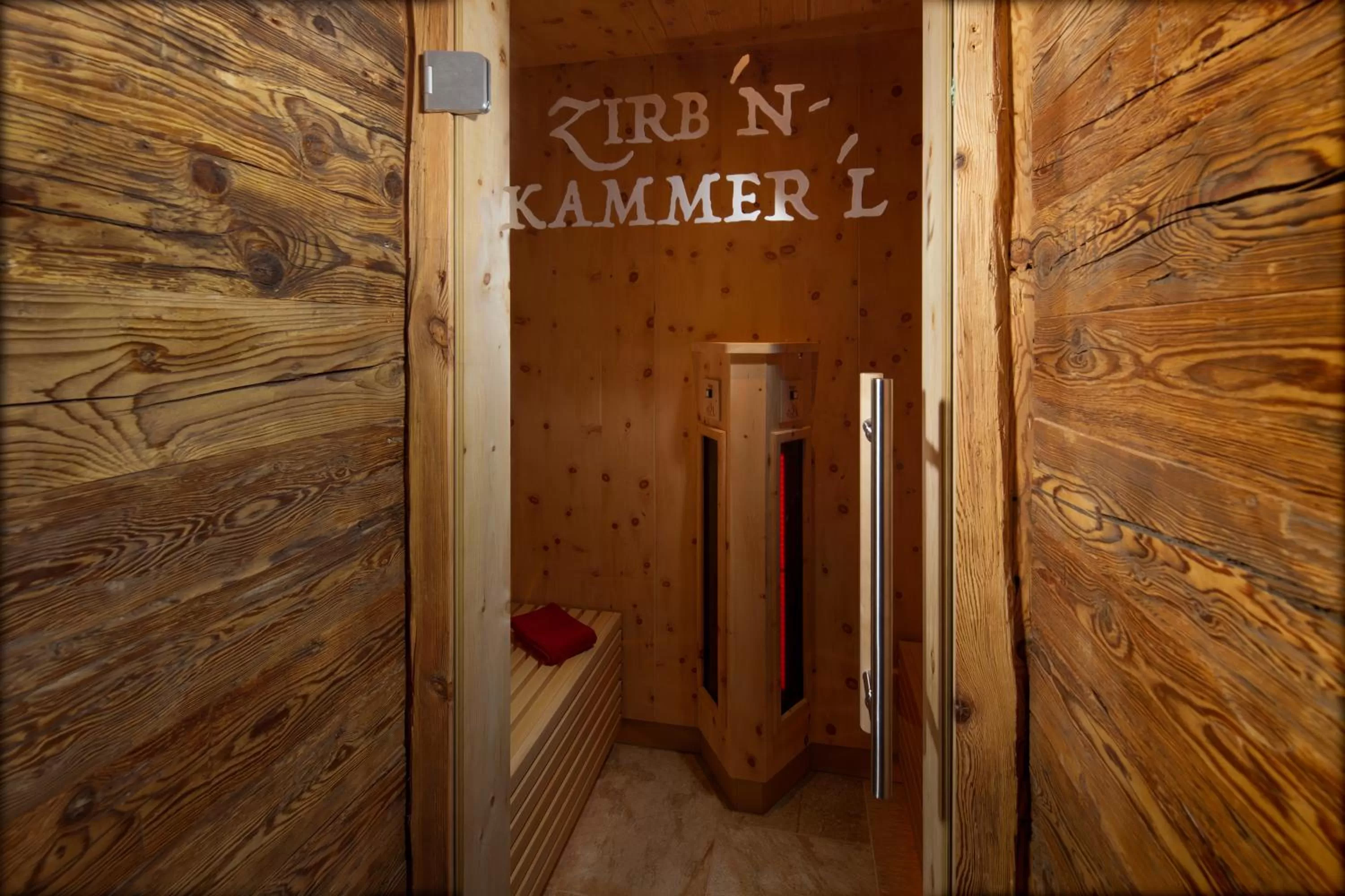 Sauna in Alm- & Wellnesshotel Alpenhof
