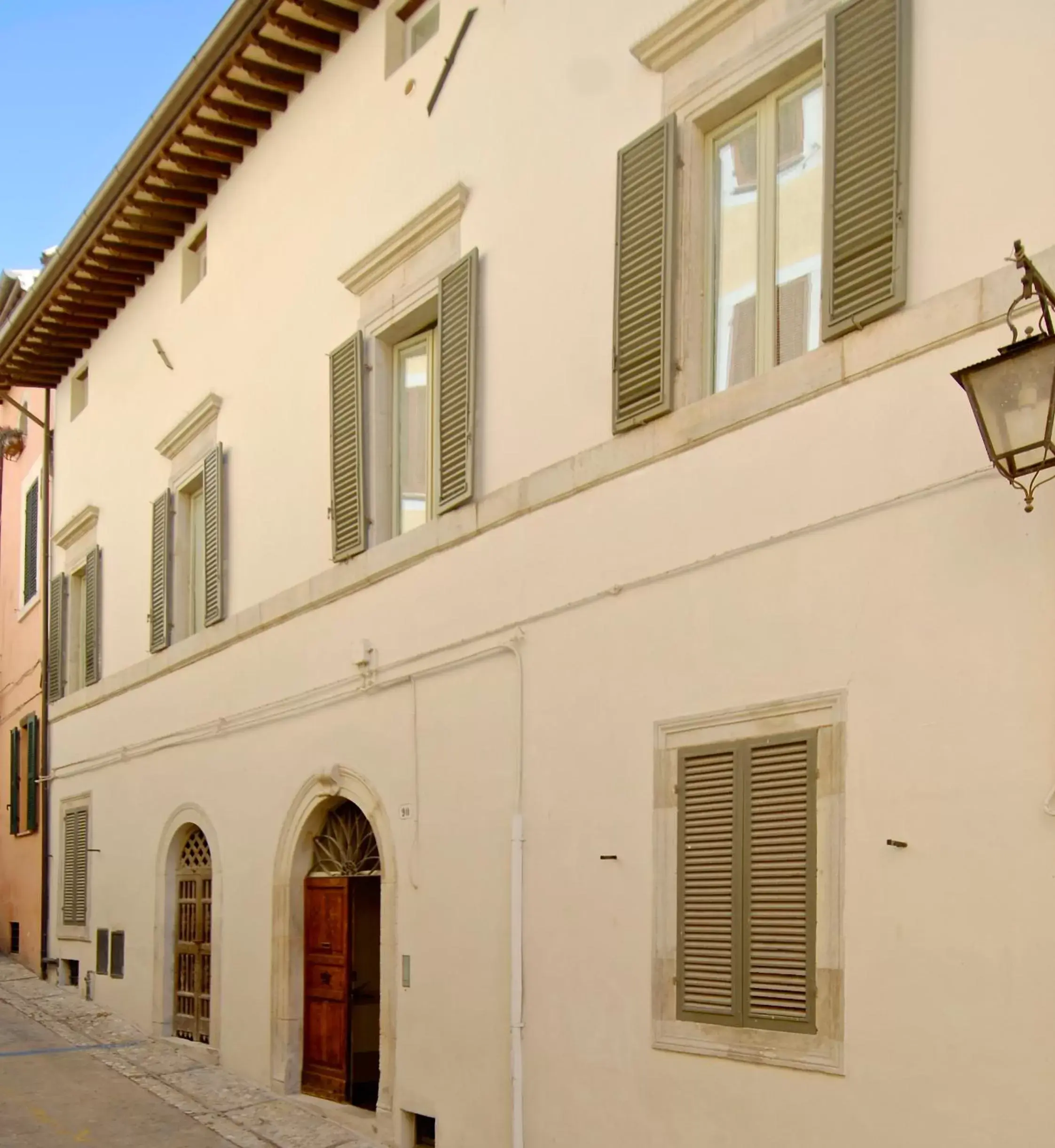 Property Building in Palazzo Sant'Angelo