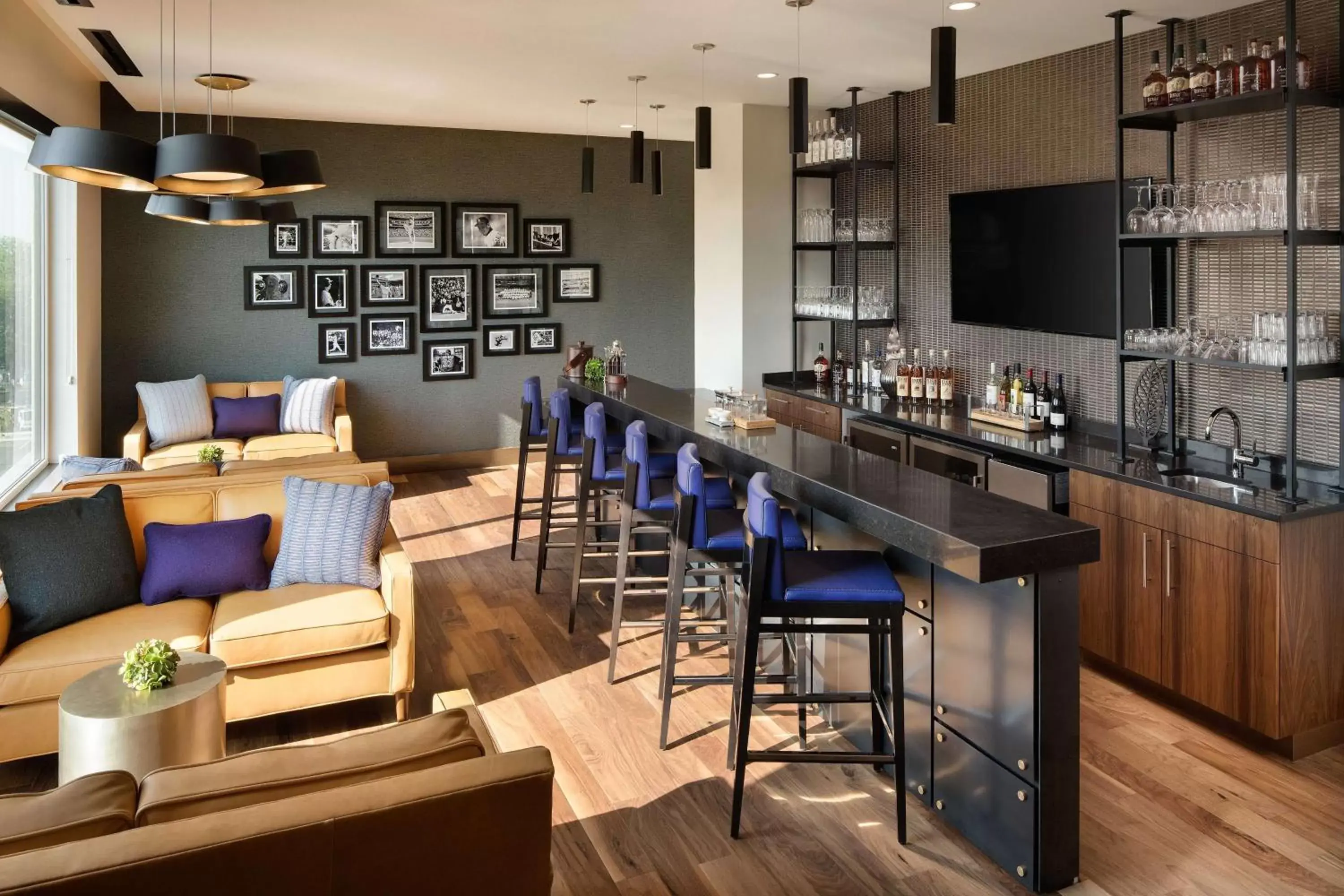 Lounge or bar, Restaurant/Places to Eat in Doubletree By Hilton Greeley At Lincoln Park