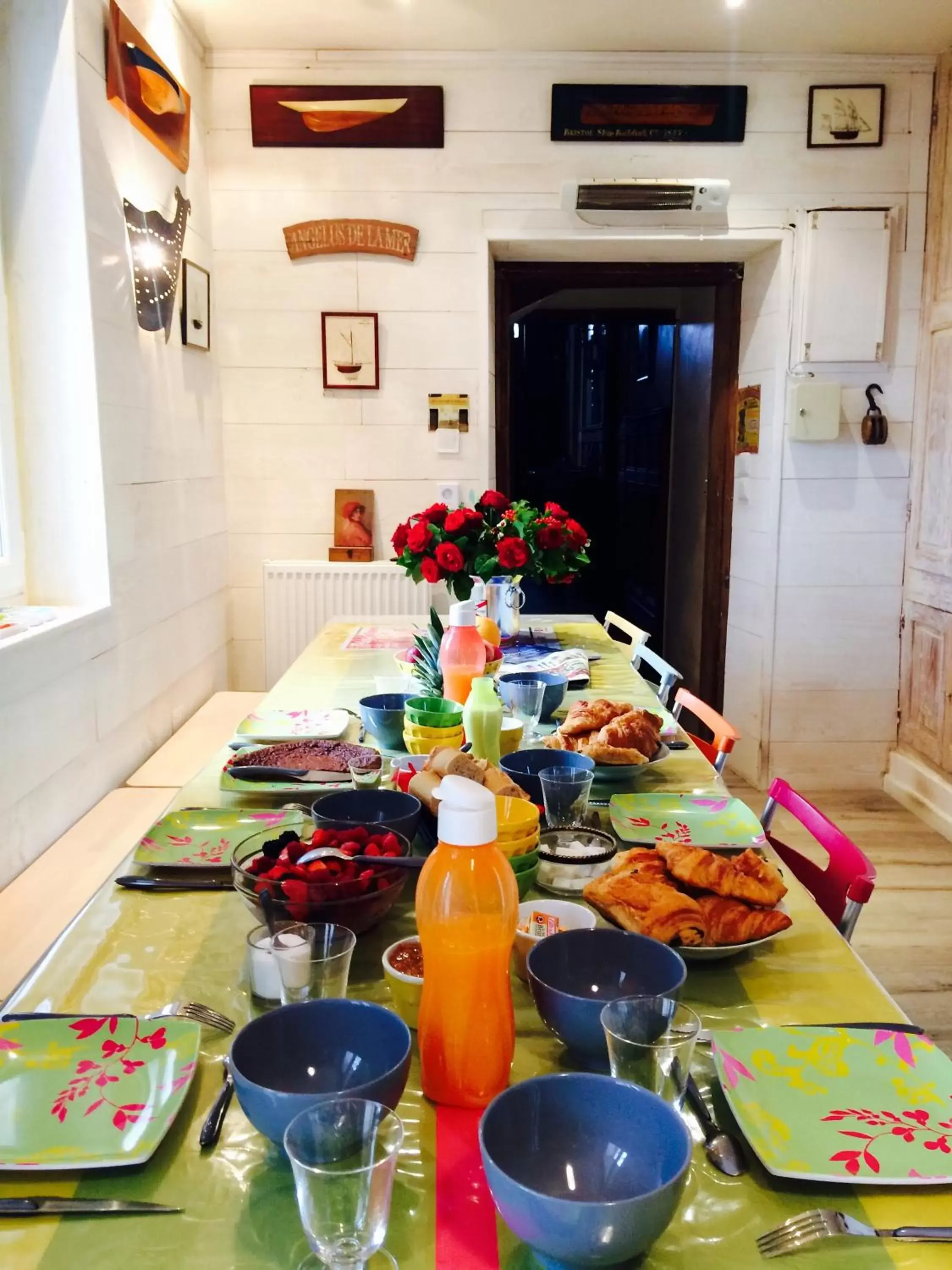 Breakfast in Chambres d'Hôtes Ene Gutizia