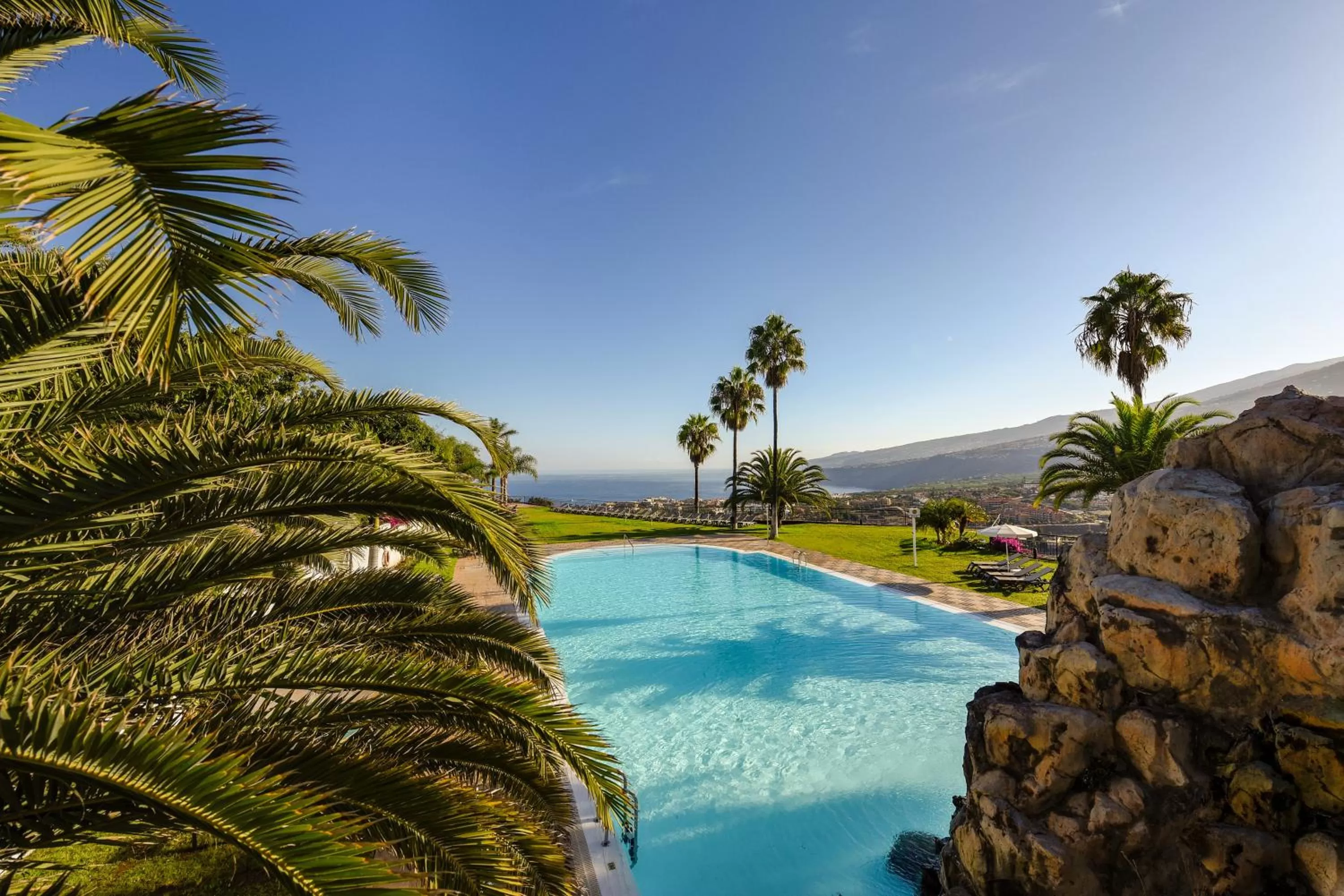 Swimming pool in Hotel Las Águilas Tenerife, Affiliated by Meliá