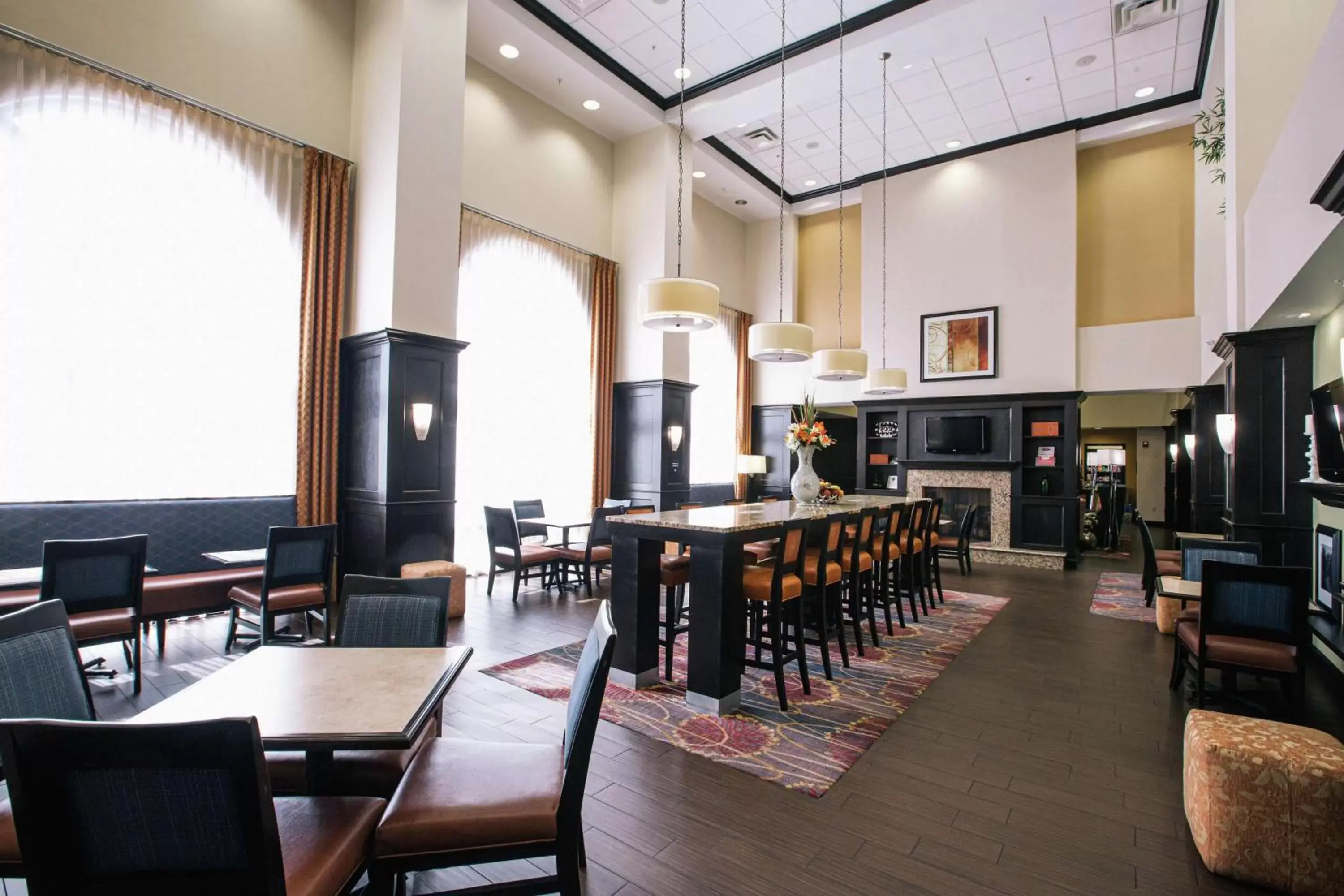 Lobby or reception, Restaurant/Places to Eat in Hampton Inn & Suites Effingham