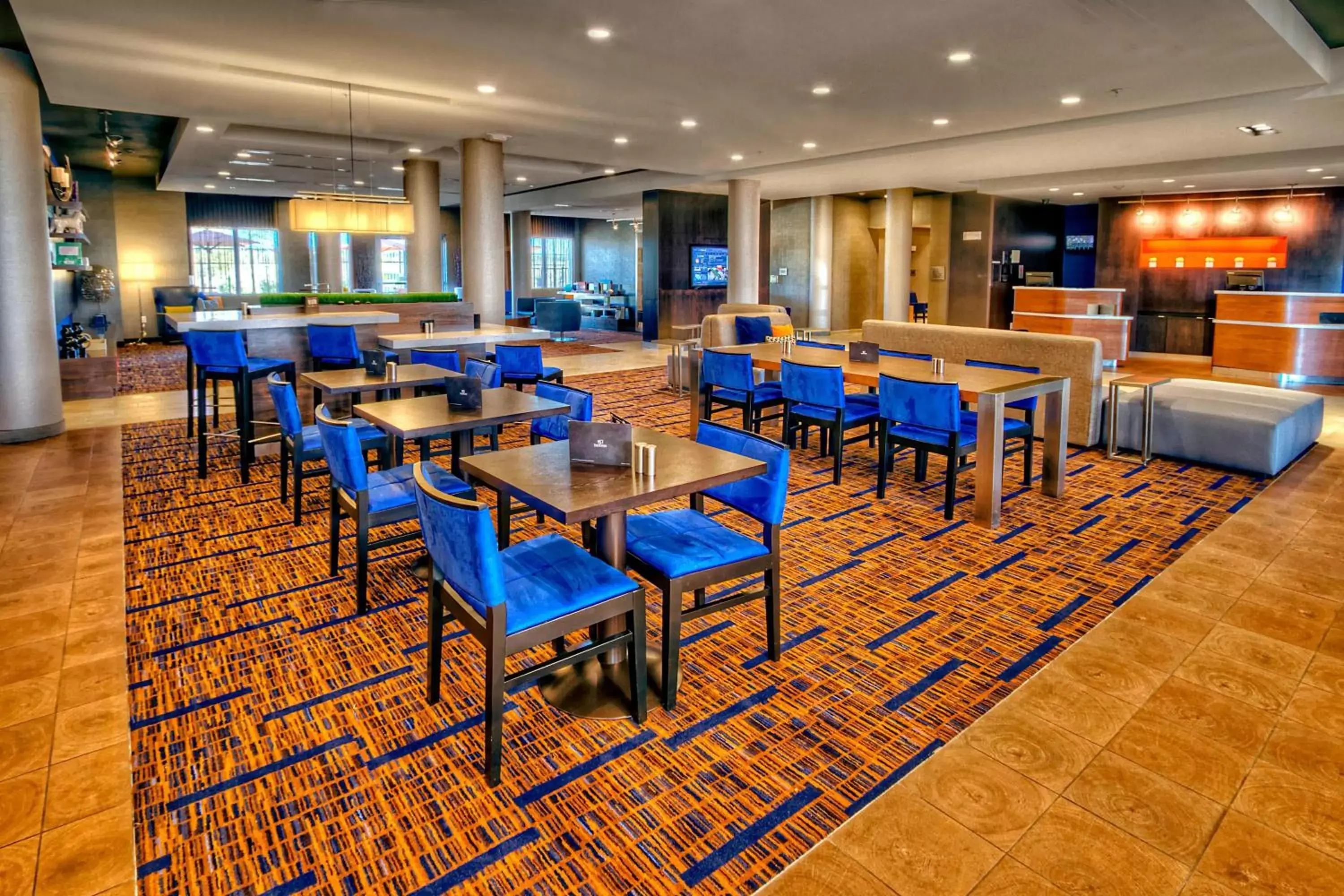 Restaurant/Places to Eat in Courtyard by Marriott San Marcos