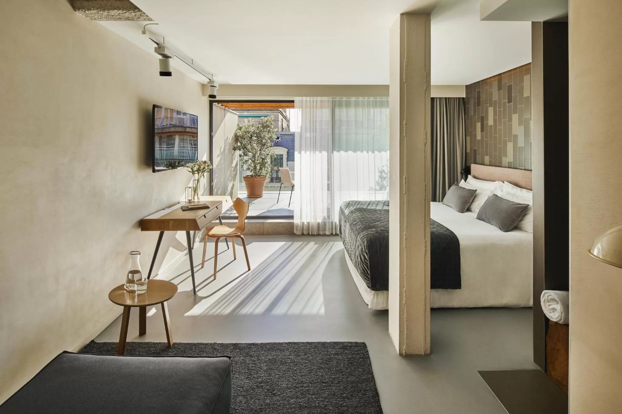 Living room, Bed in Ohla Eixample