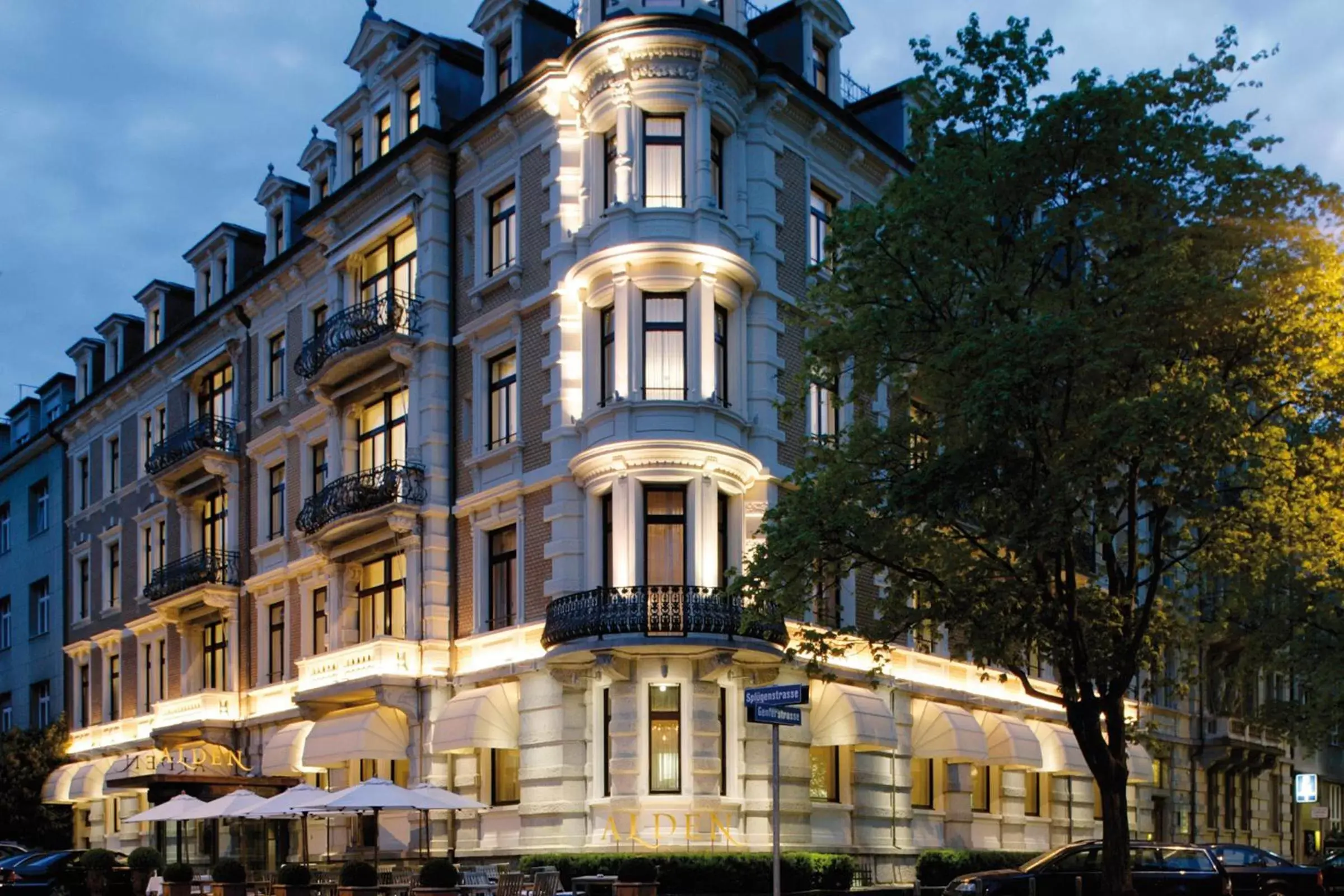 Property Building in Alden Suite Hotel Splügenschloss Zurich