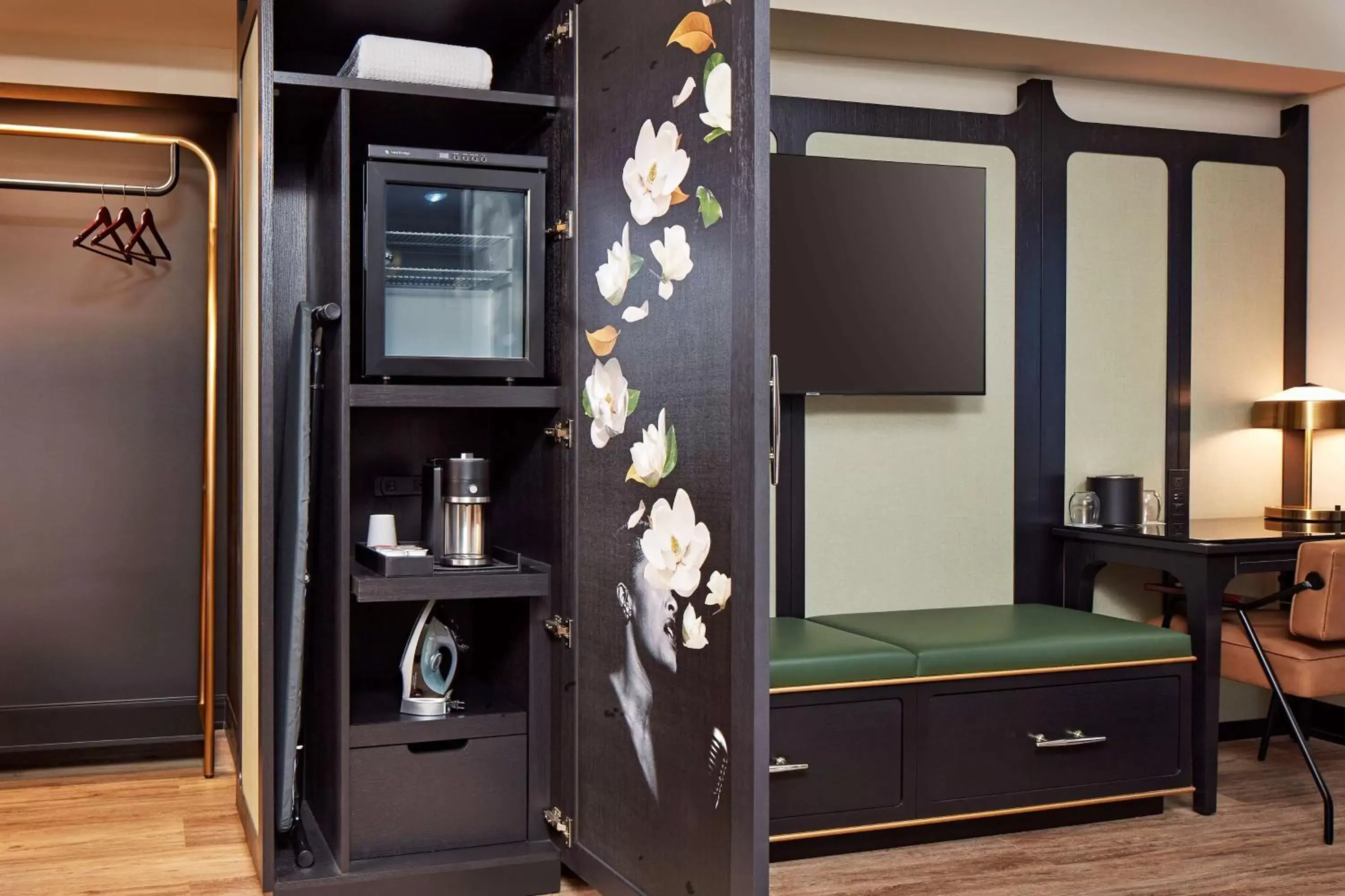 Queen Room with Two Queen Beds and City View in Hyatt Centric Sacramento Downtown Queen Room with Two Queen Beds and City View in Hyatt Centric Sacramento Downtown