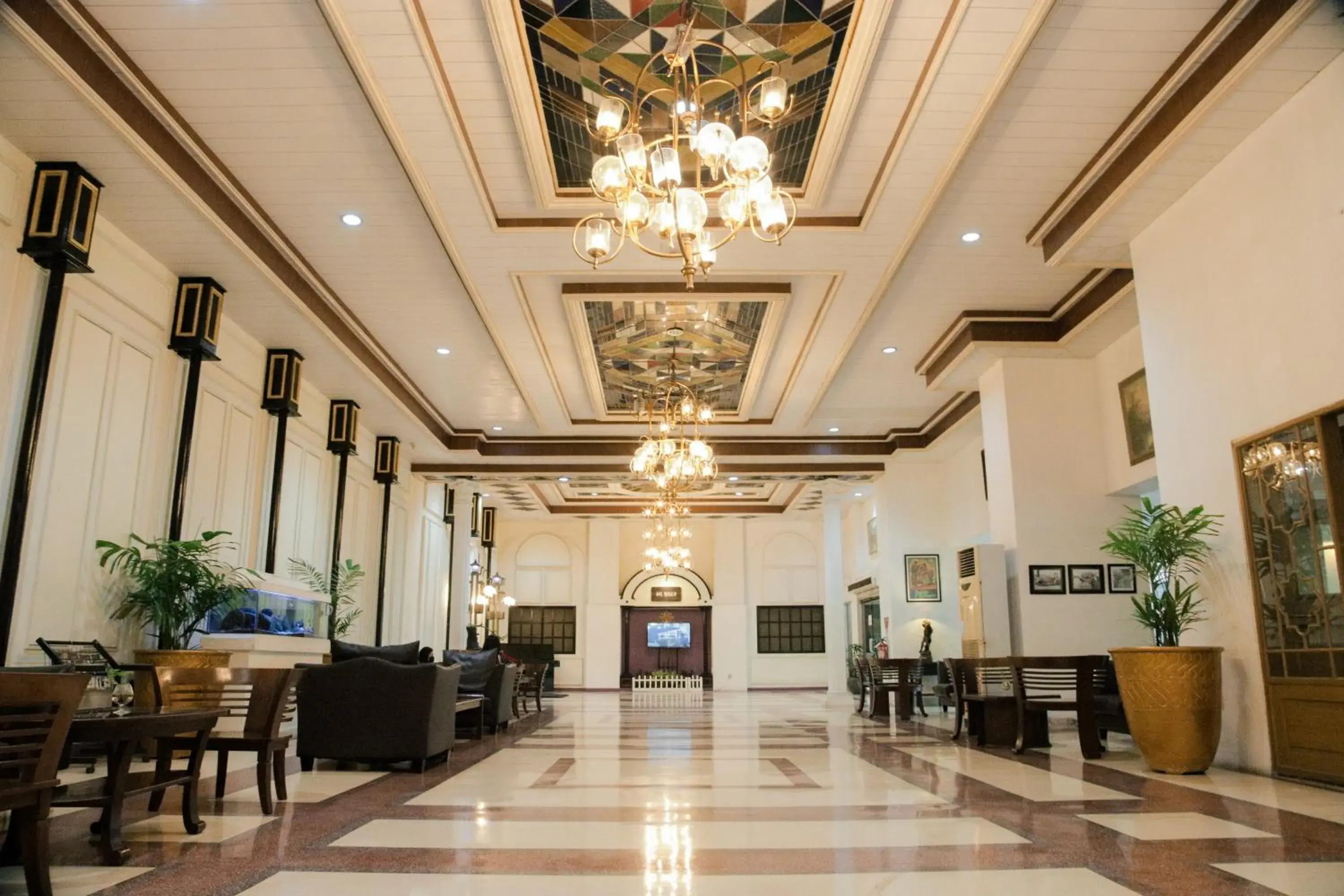 Property building, Lobby/Reception in Grand Inna Medan