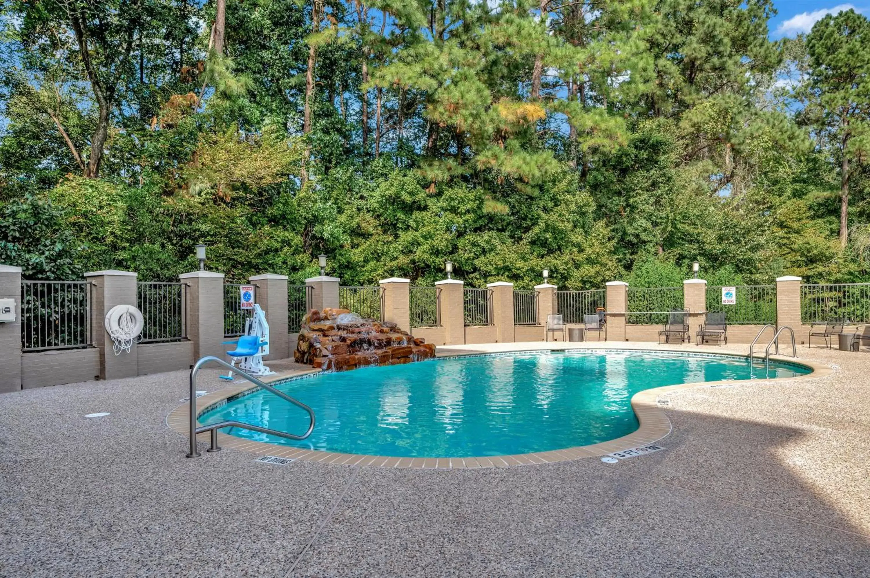 Swimming Pool in Holiday Inn Express Hotel & Suites Lufkin South, an IHG Hotel