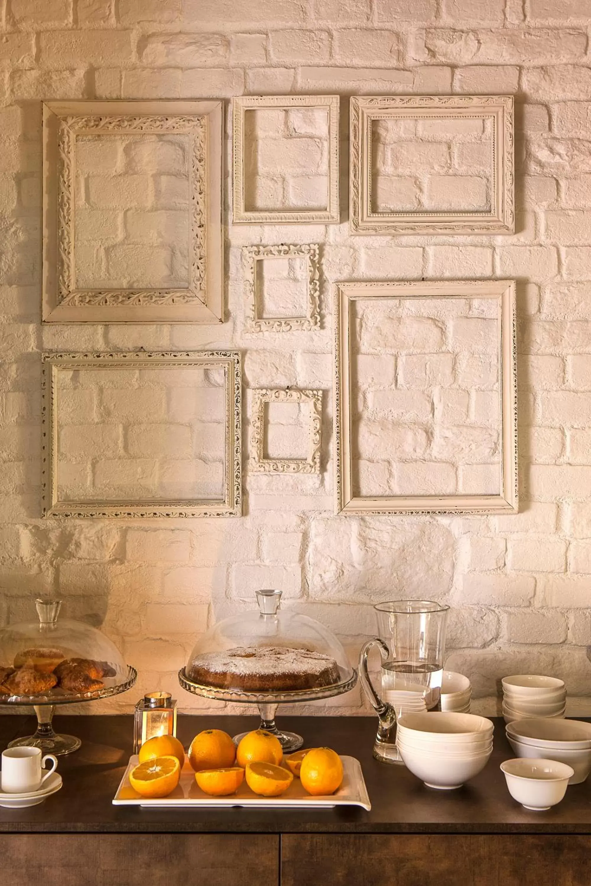 Continental breakfast, Kitchen/Kitchenette in Relais Villa del Borgo