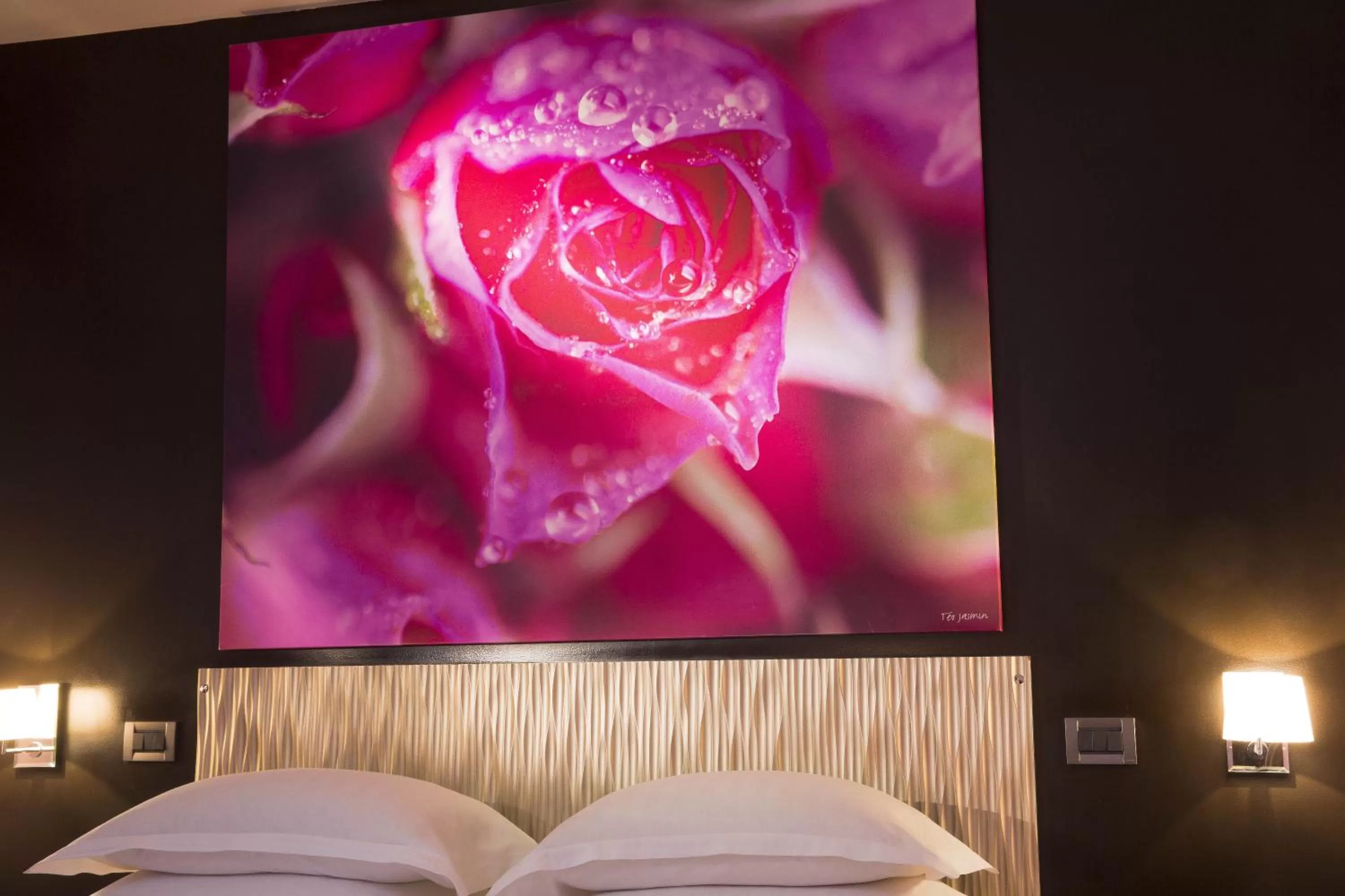 Bed in Hôtel Le Fabe