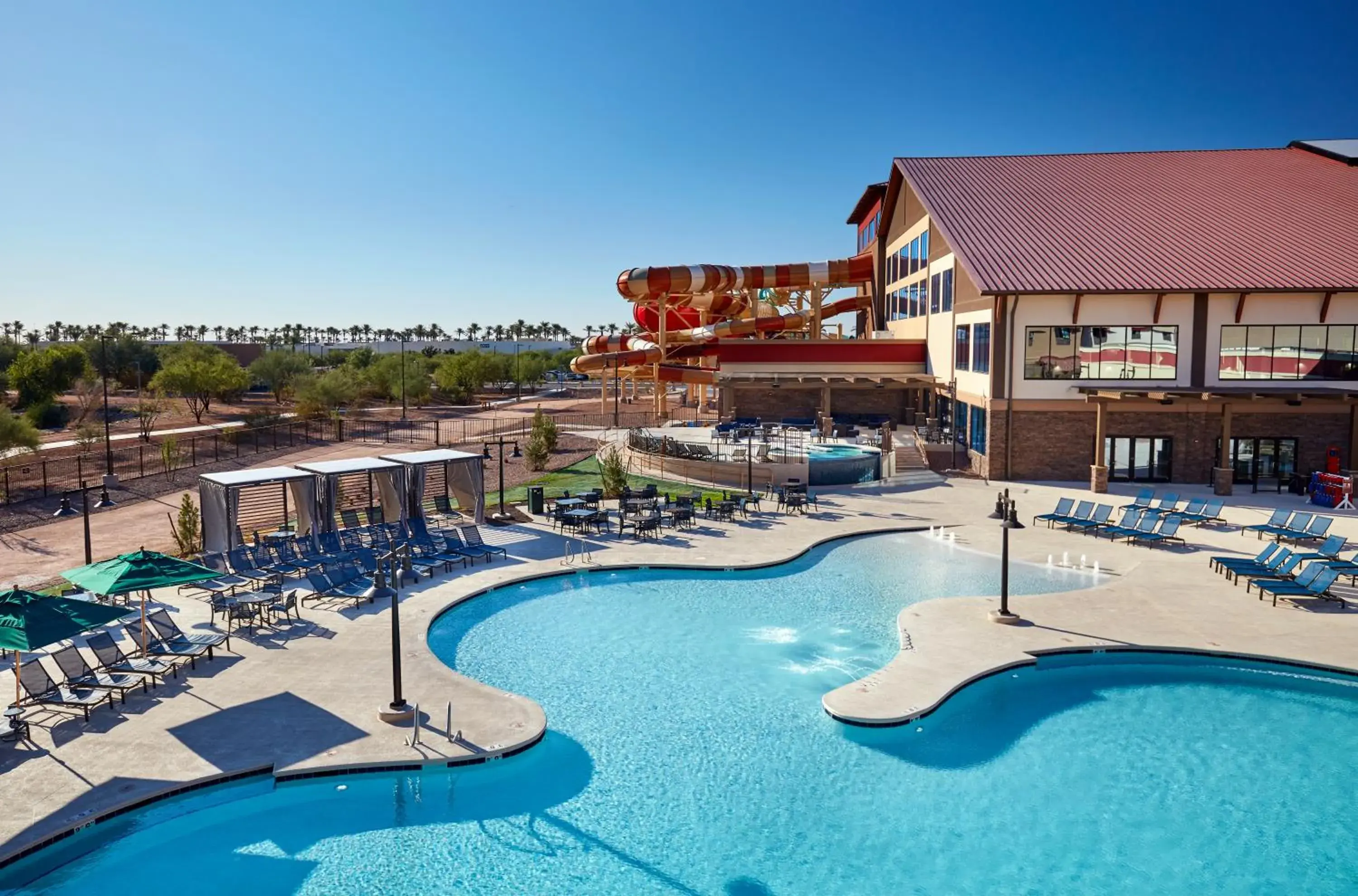 Property building, Swimming Pool in Great Wolf Lodge Scottsdale/Salt River