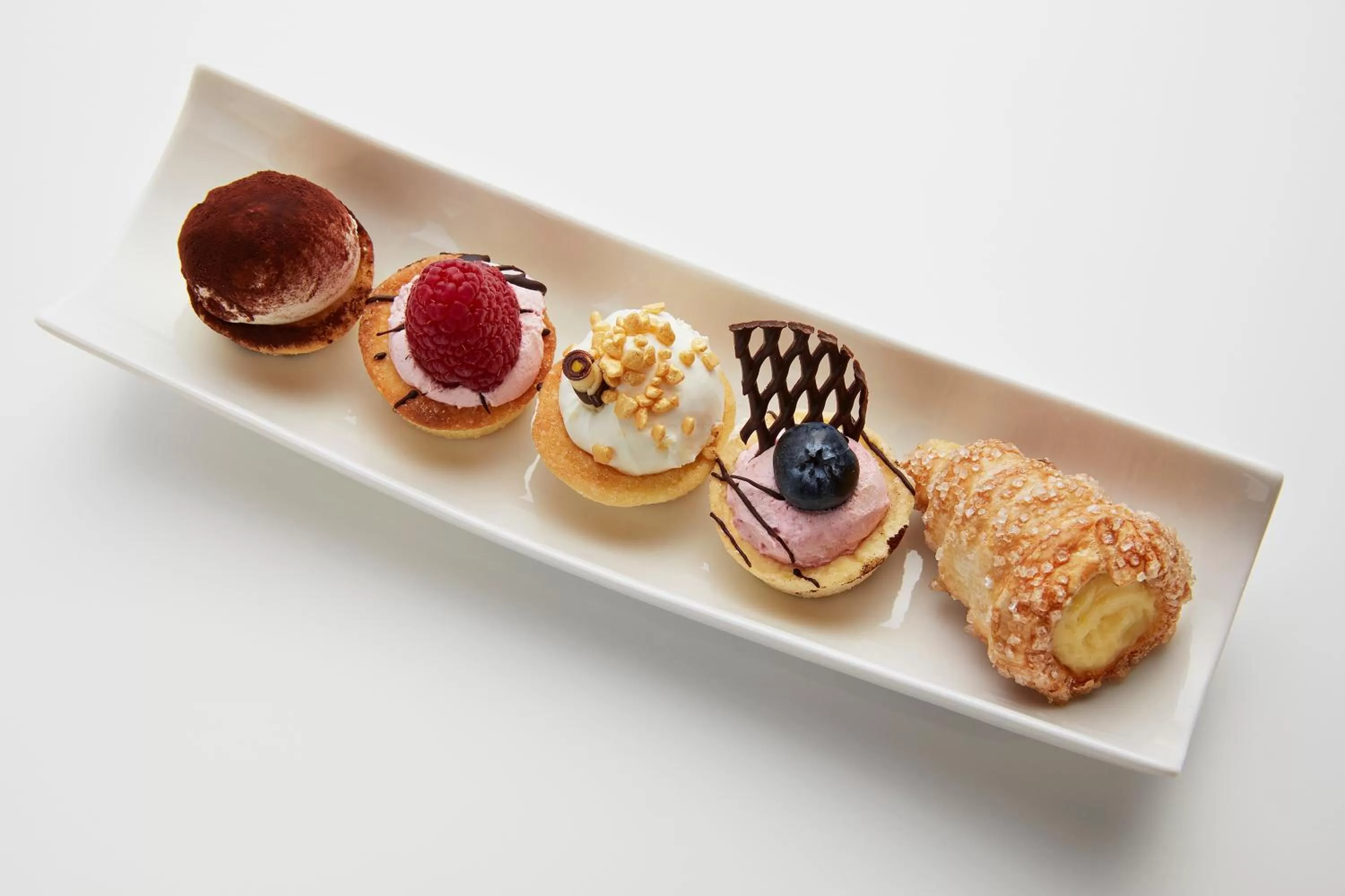 Restaurant/places to eat in The Code Hotel