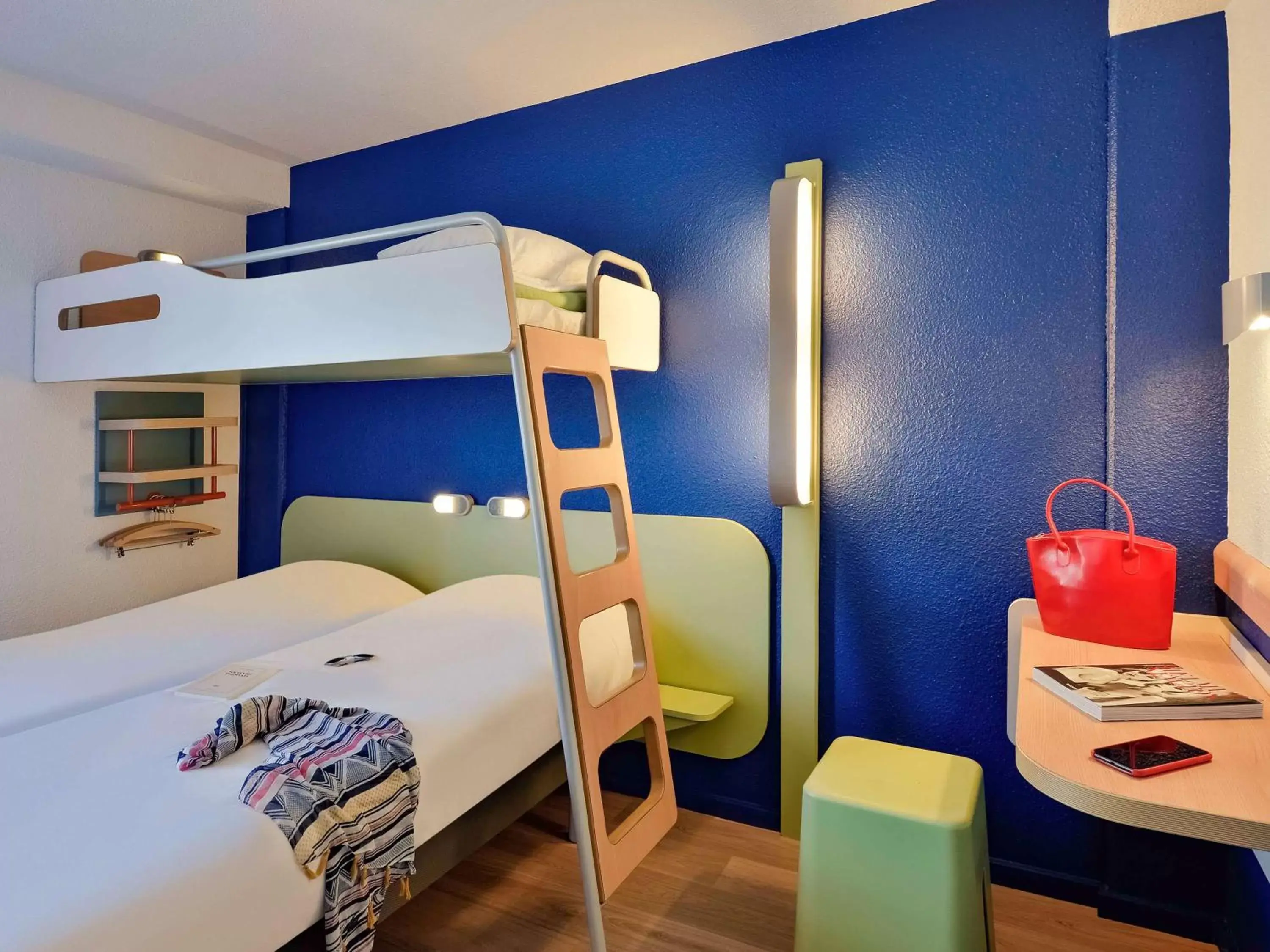 Photo of the whole room, Bunk Bed in Ibis budget Chambéry Centre Ville