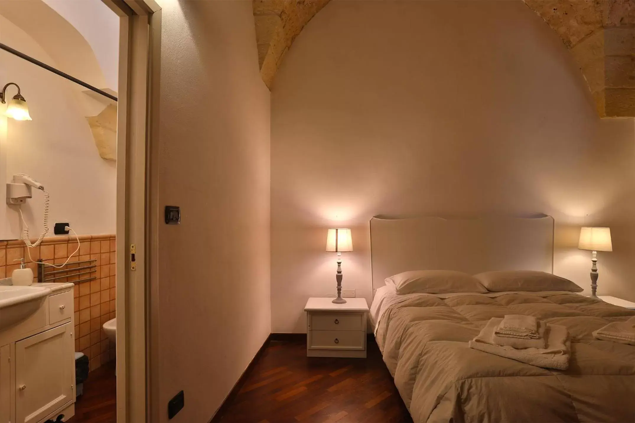 Bed in Chiesa Greca - SIT Rooms & Apartments