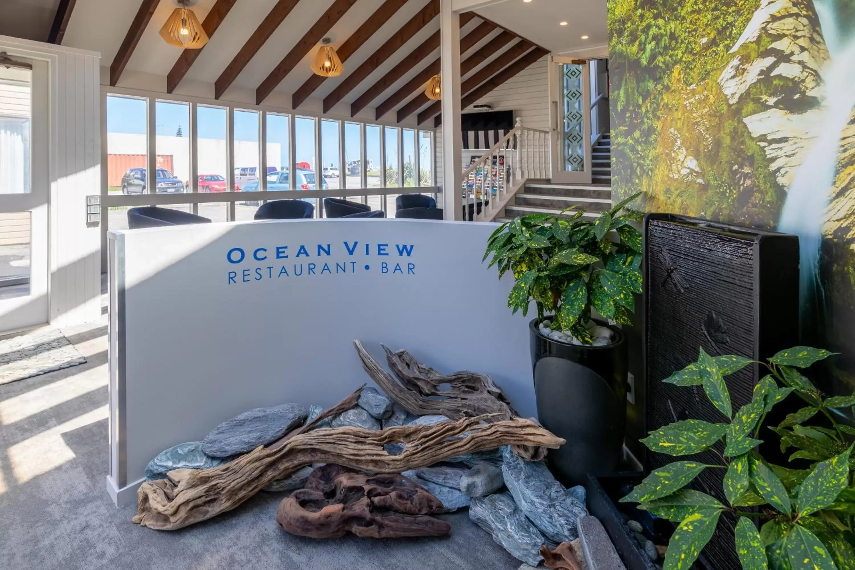 Restaurant/places to eat in Beachfront Hotel Hokitika Restaurant/places to eat in Beachfront Hotel Hokitika