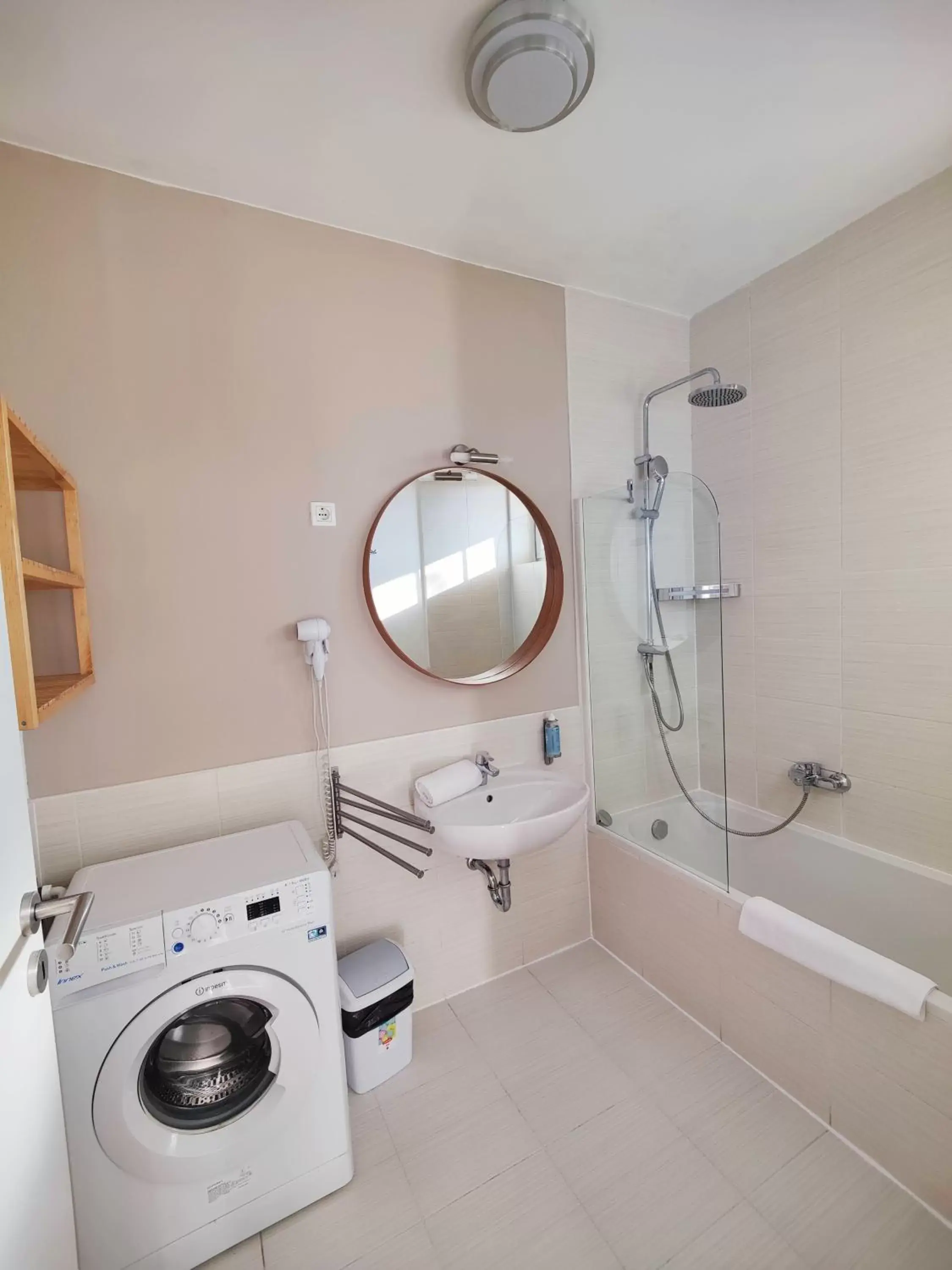 Bathroom in Corvin Plaza Apartments & Suites