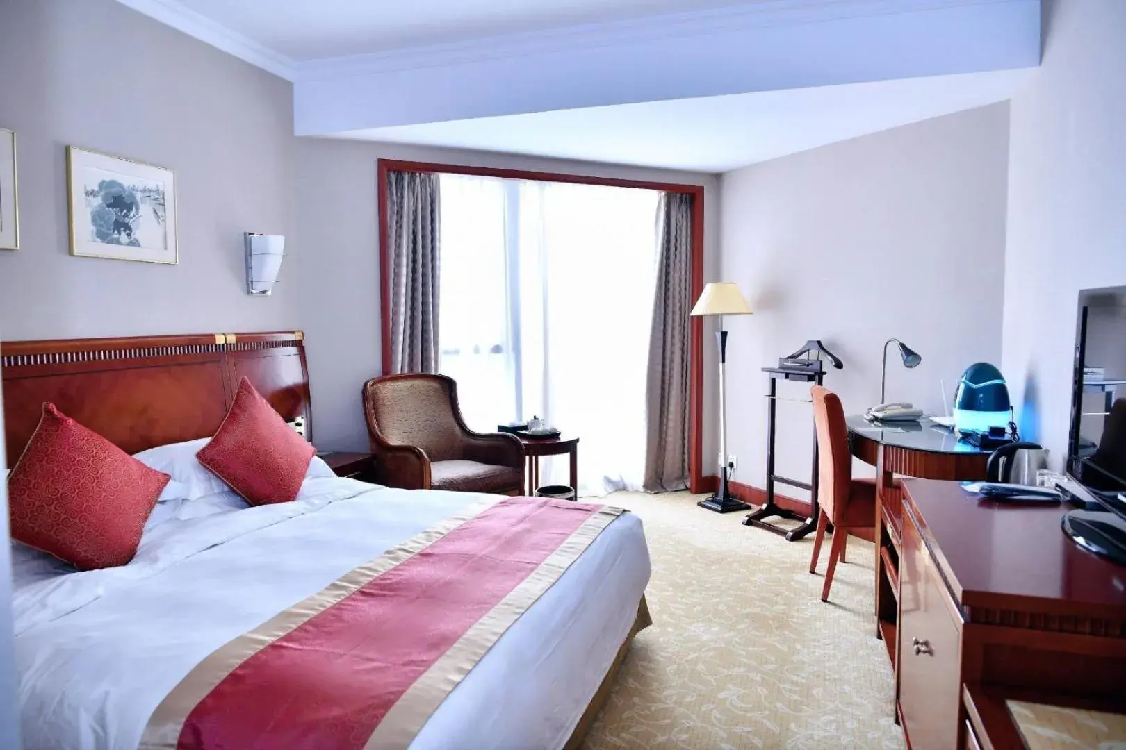 Bed in Best Western Premier Shenzhen Felicity Hotel