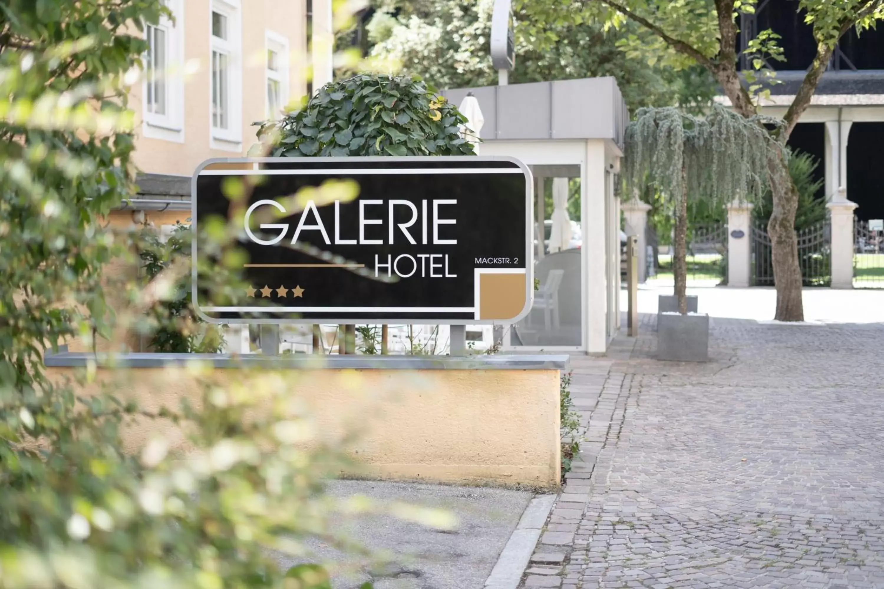 Property building in Galerie Hotel