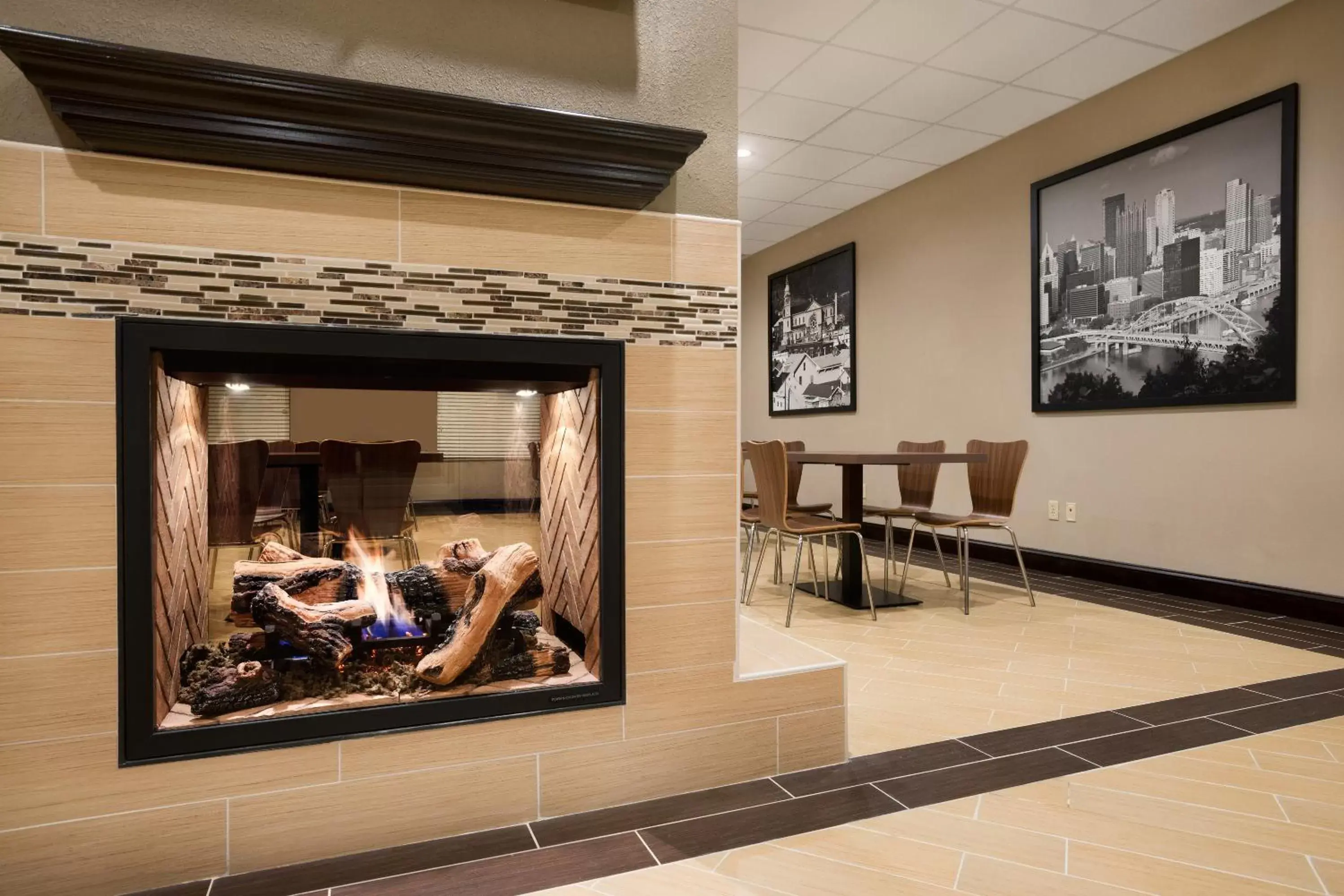 Lobby or reception in Super 8 by Wyndham Hershey