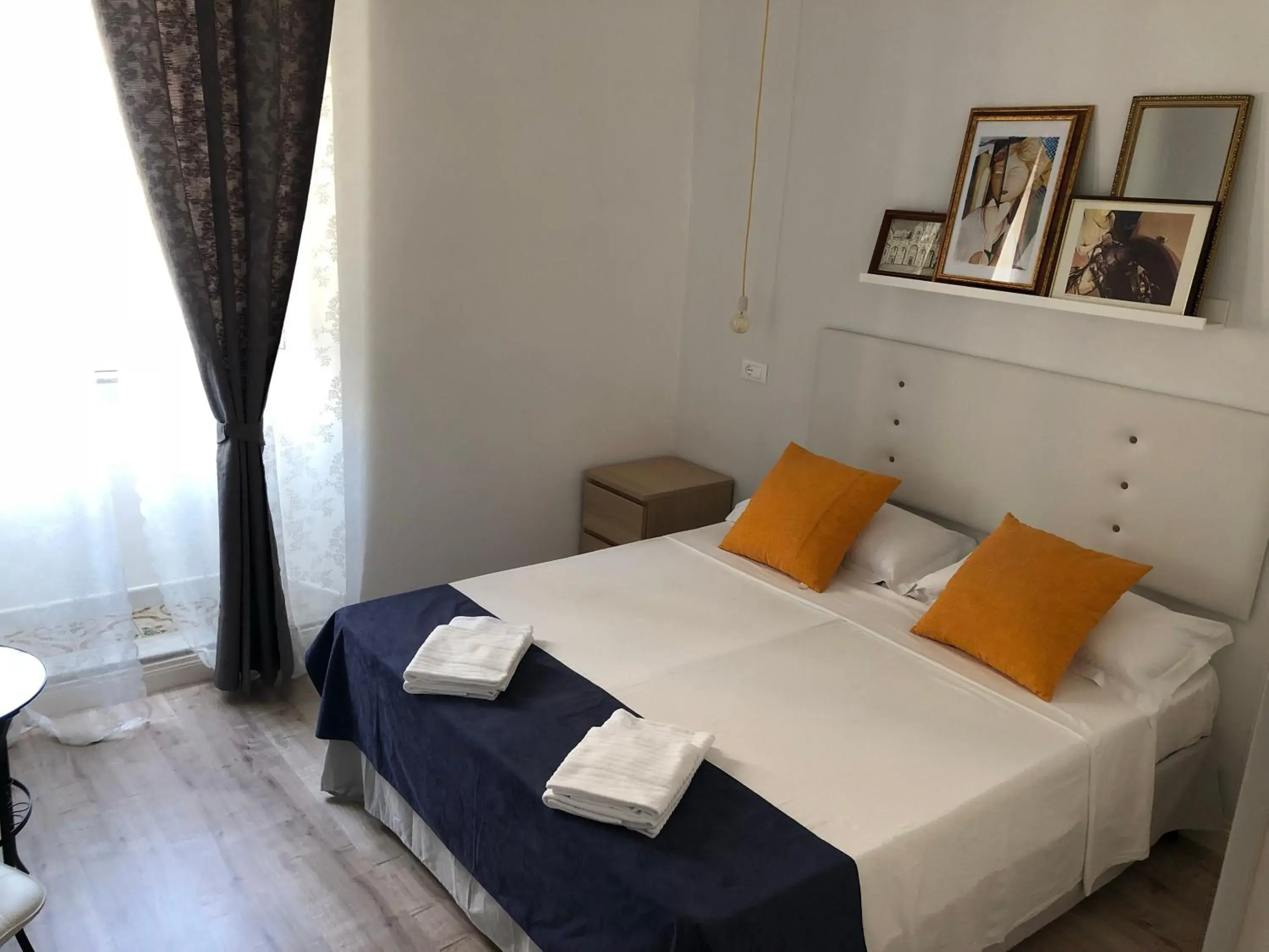 Double or Twin Room in Hotel Cathrine Double or Twin Room in Hotel Cathrine