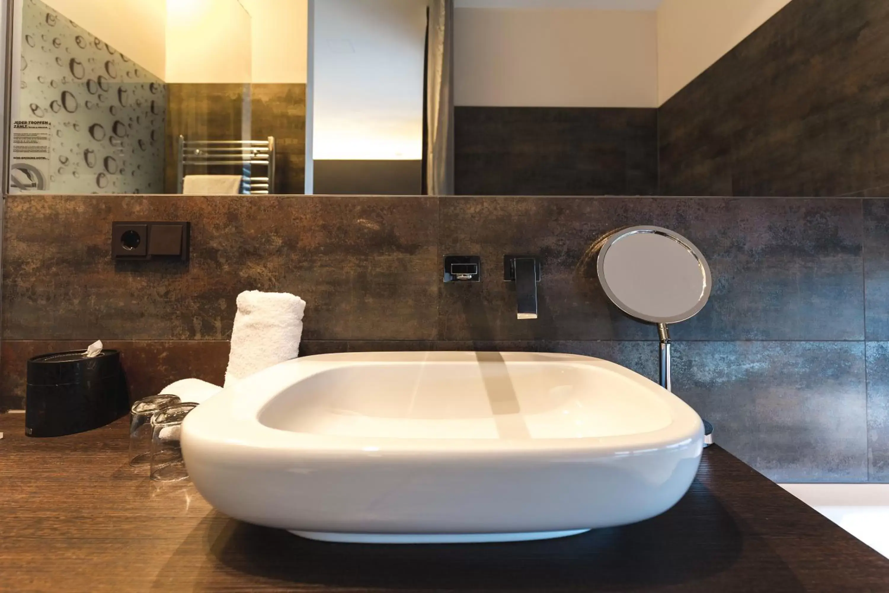 Bathroom in SAKS Urban Design Hotel Kaiserslautern Bathroom in SAKS Urban Design Hotel Kaiserslautern