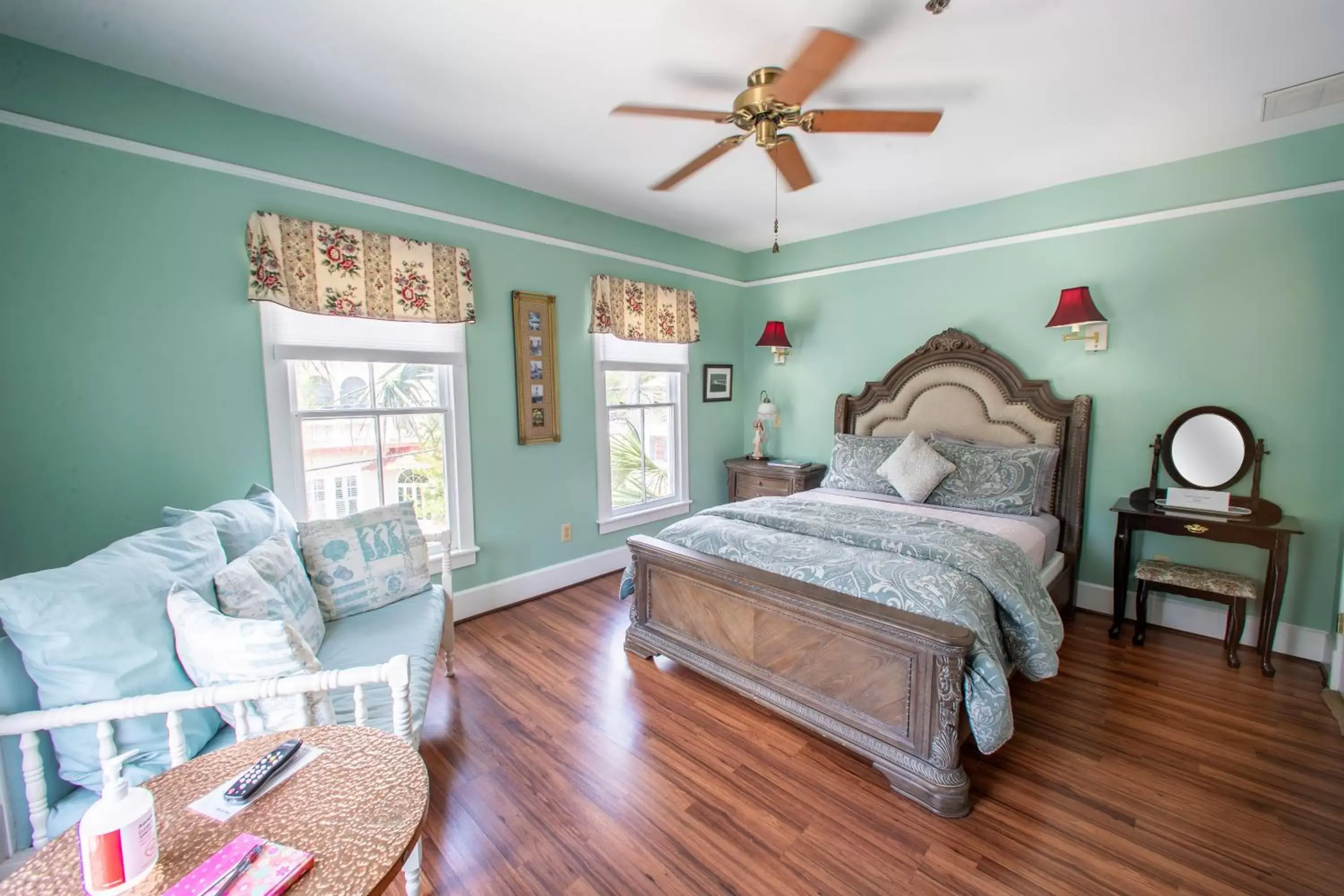 Queen Room in Carriage Way Centennial House - Adult Only- Saint Augustine Queen Room in Carriage Way Centennial House - Adult Only- Saint Augustine