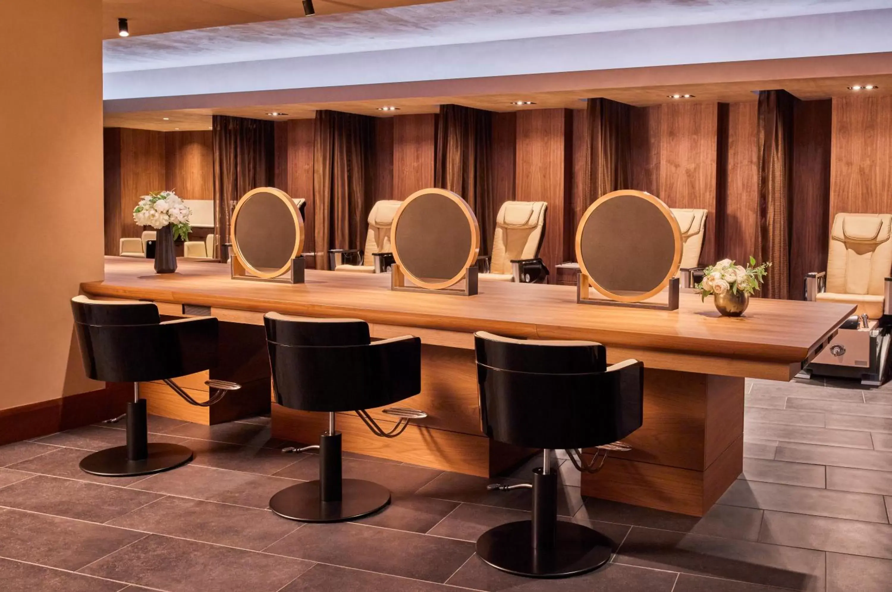 Spa and wellness centre/facilities in Omni Boston Hotel at the Seaport Spa and wellness centre/facilities in Omni Boston Hotel at the Seaport