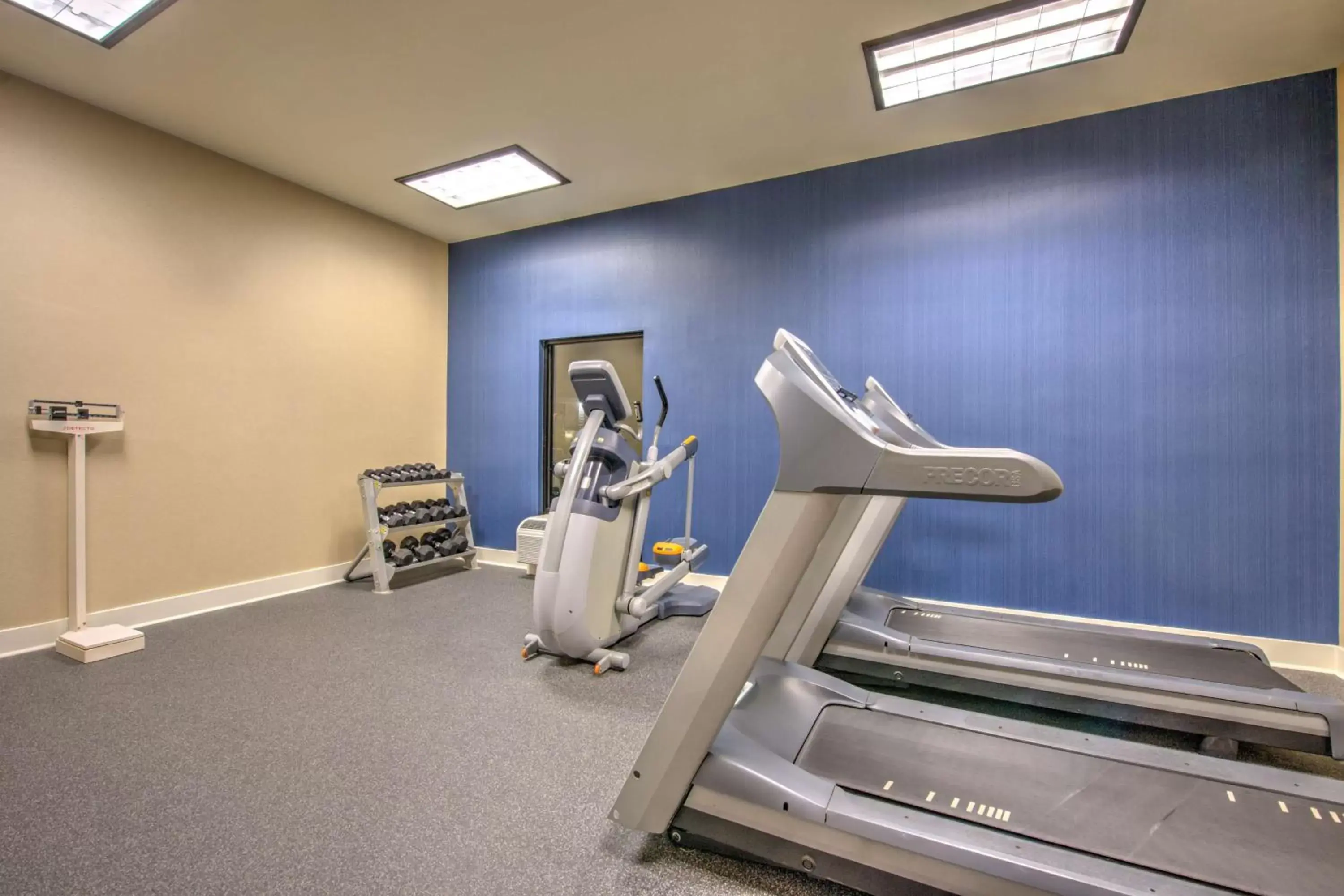 Fitness centre/facilities, Fitness Center/Facilities in Hampton Inn Baton Rouge - Denham Springs