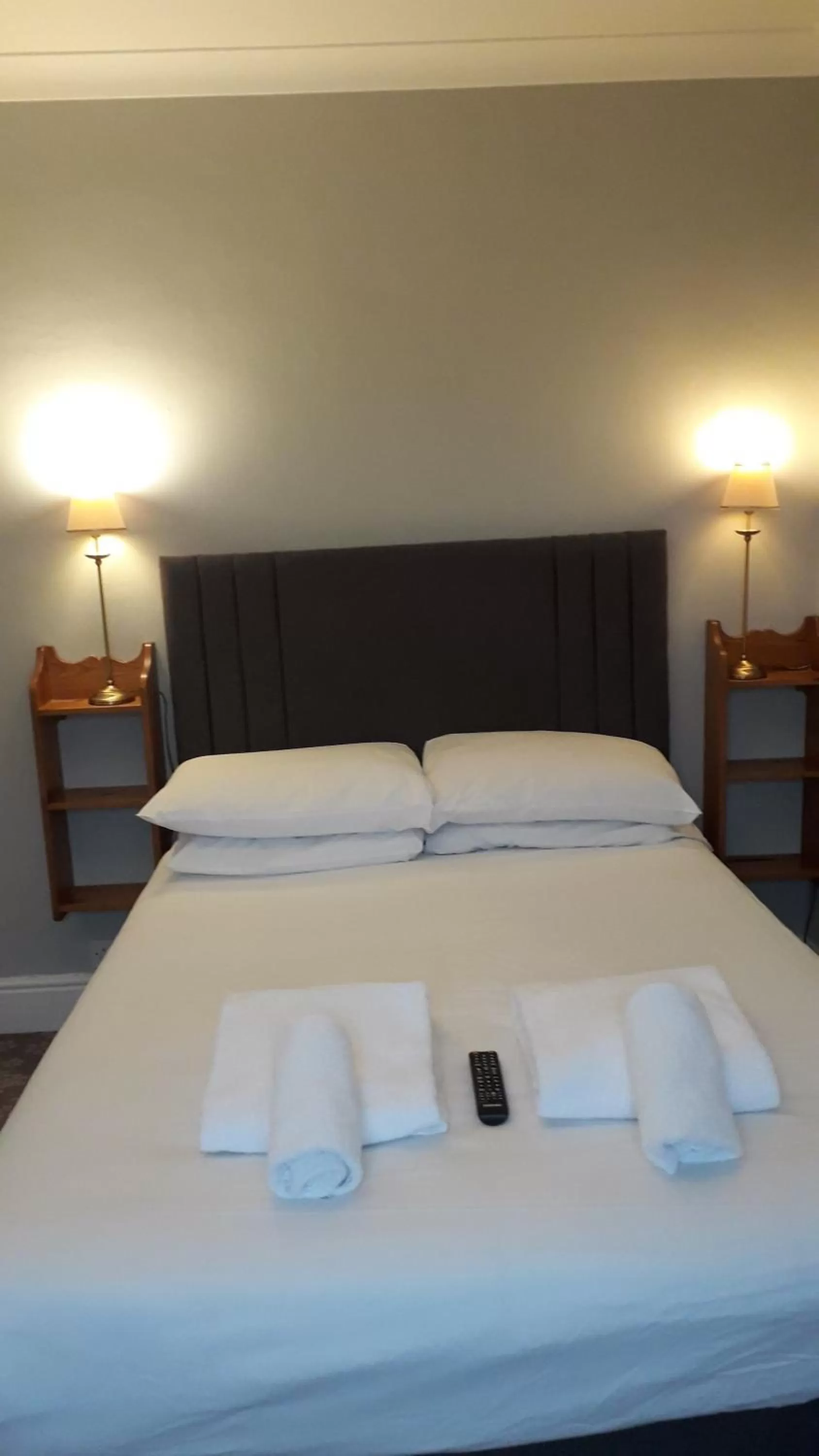 Bed in Penny Farthing Hotel & Cottages