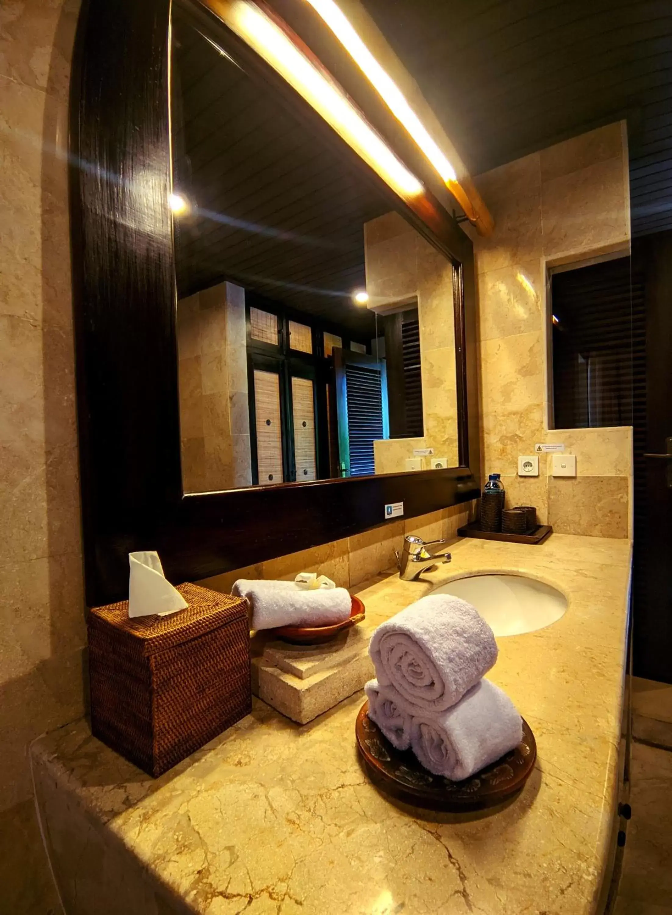 Bathroom in Barong Resort and Spa