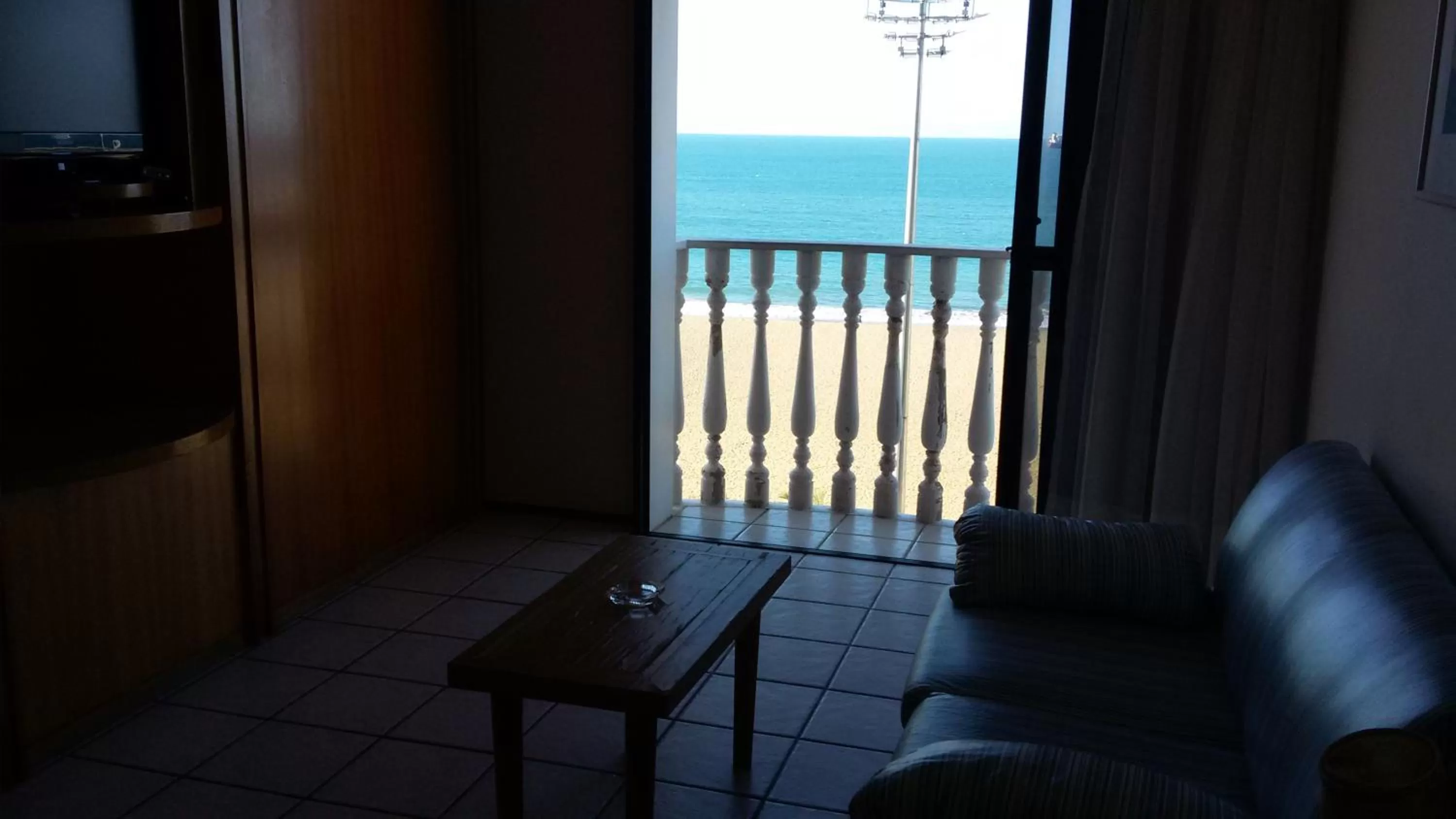 Property building in Classic Residence Beira Mar