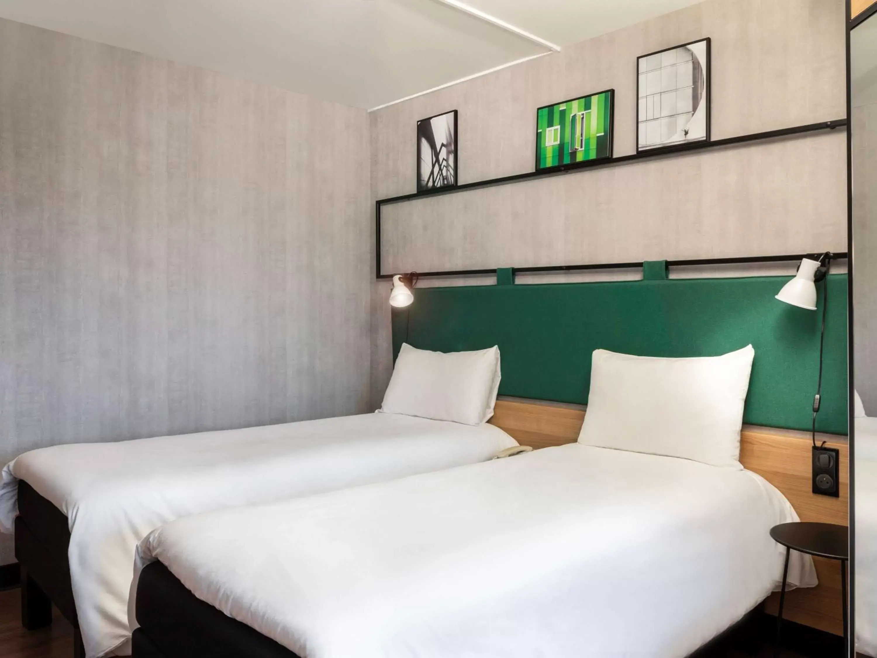 Photo of the whole room, Bed in ibis Paris CDG Airport