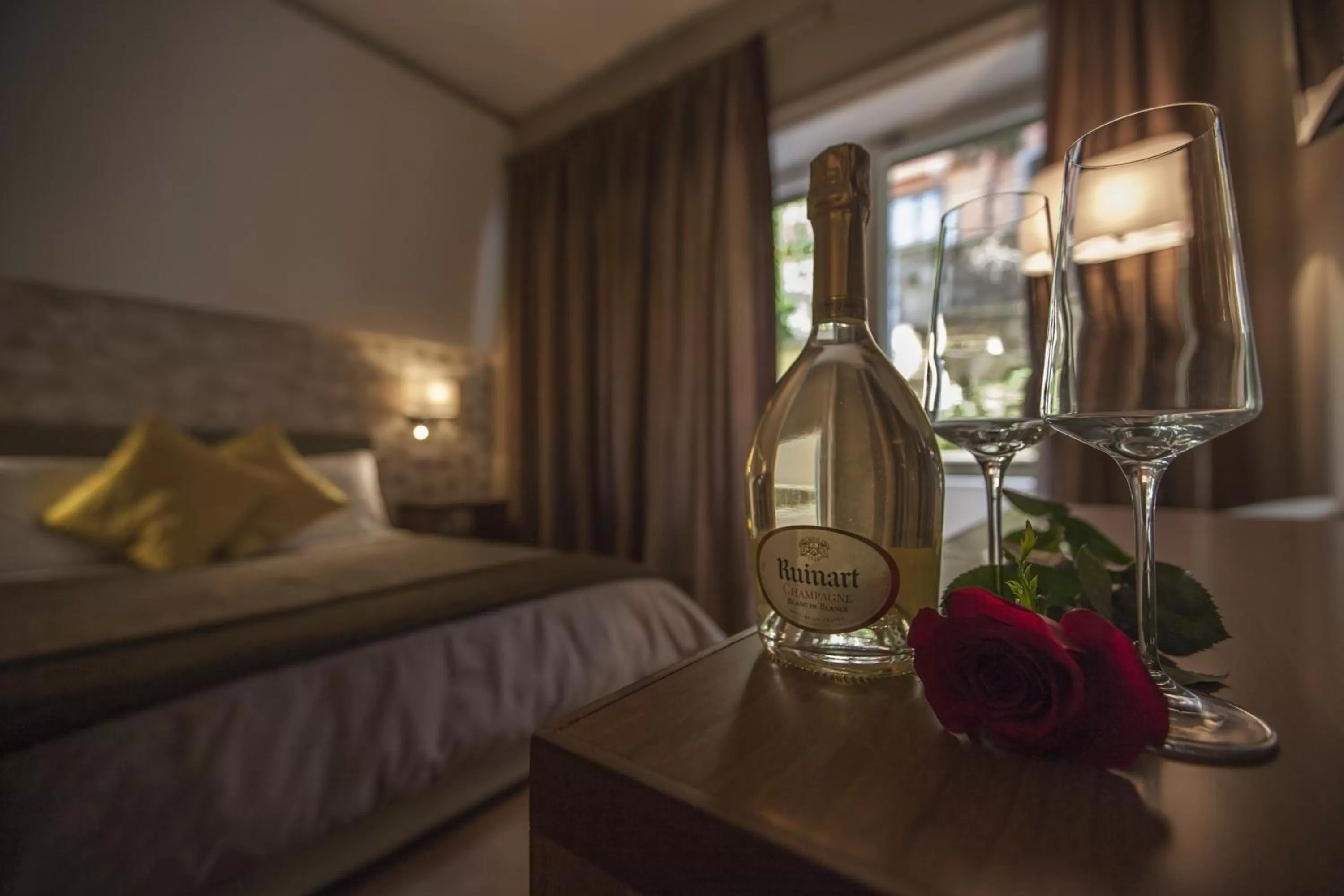 Decorative detail, Bed in NG Guest House Roma San Pietro