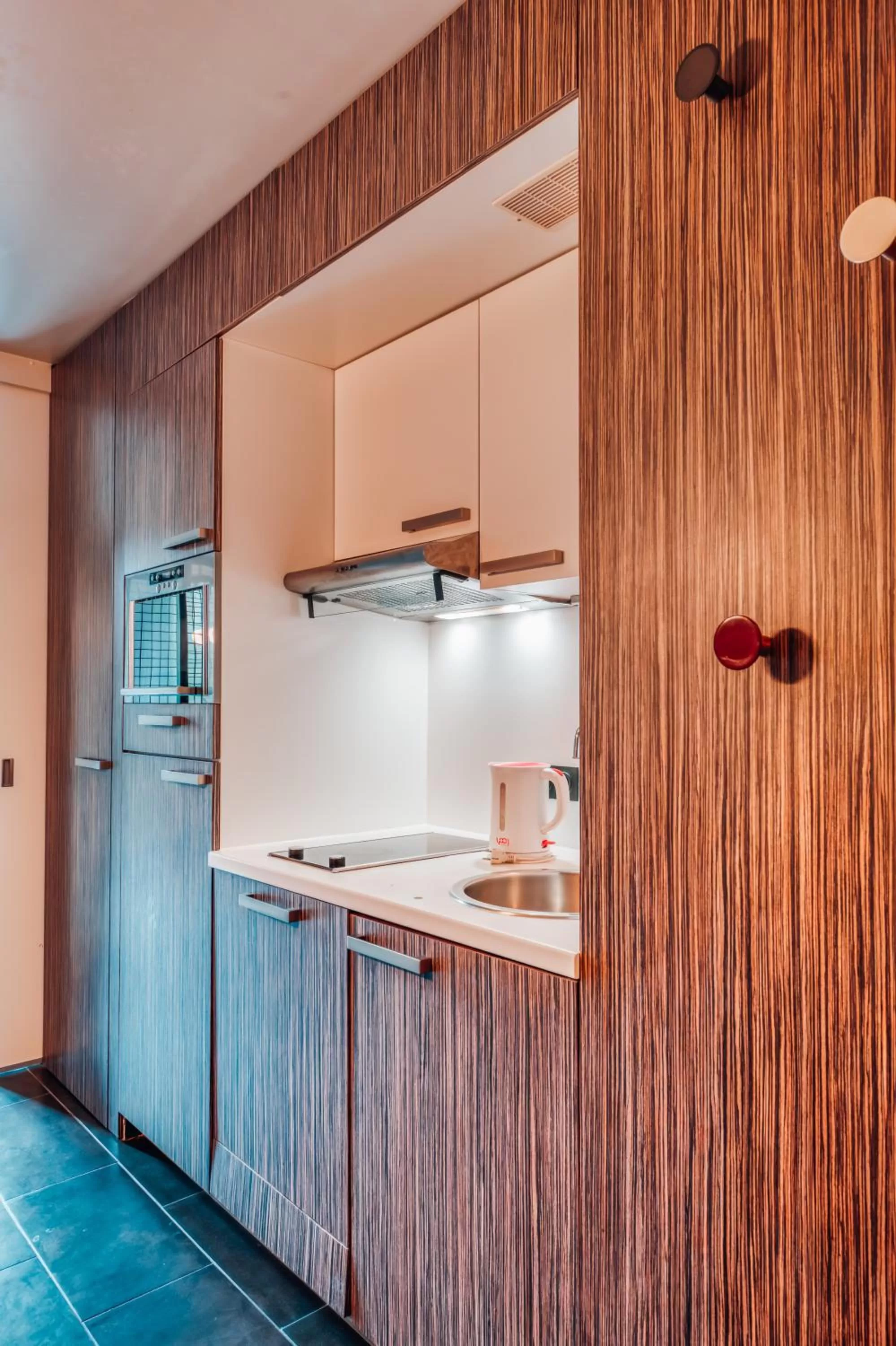 Kitchen or kitchenette in COWOOL Cergy