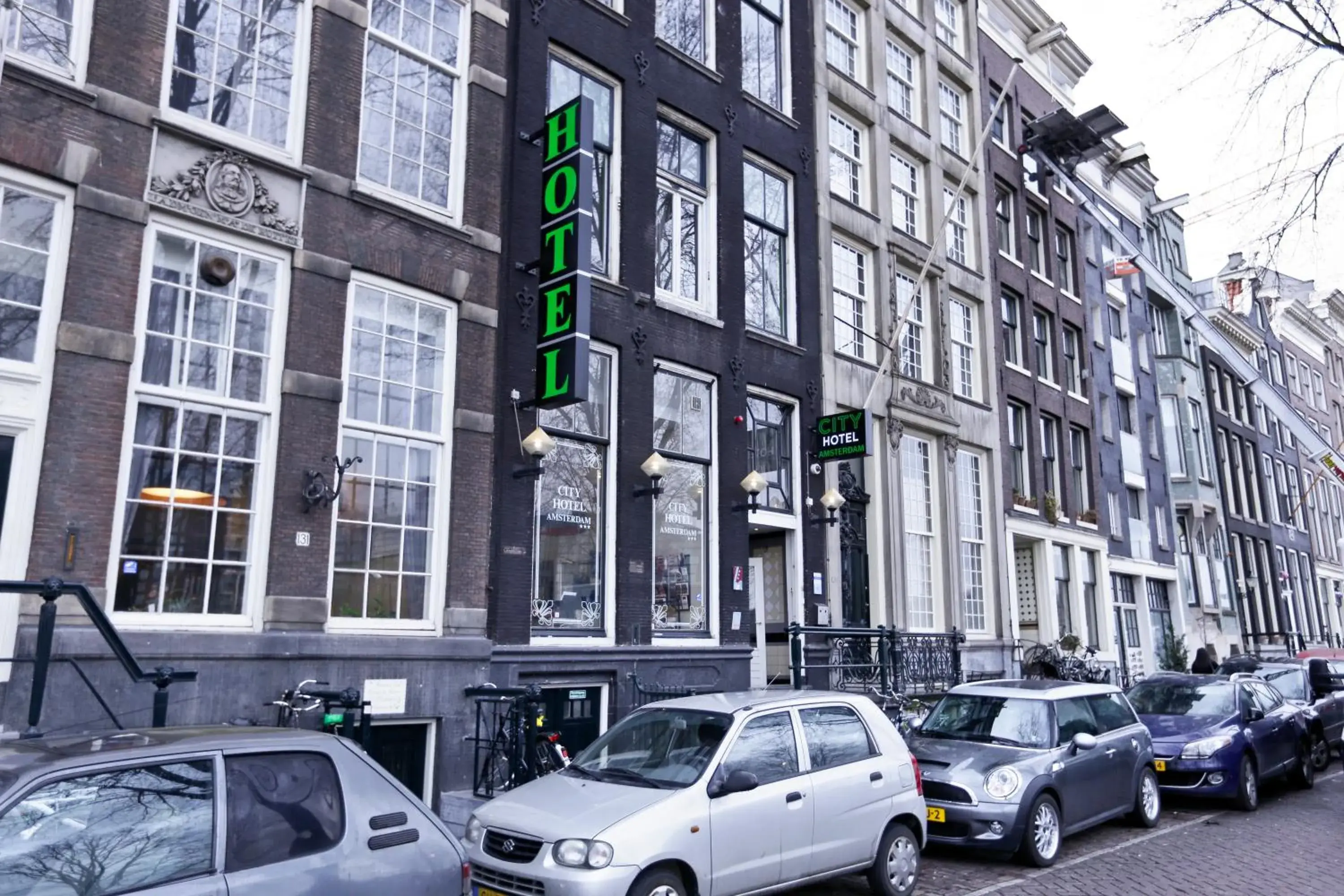 Facade/entrance in City Hotel Amsterdam