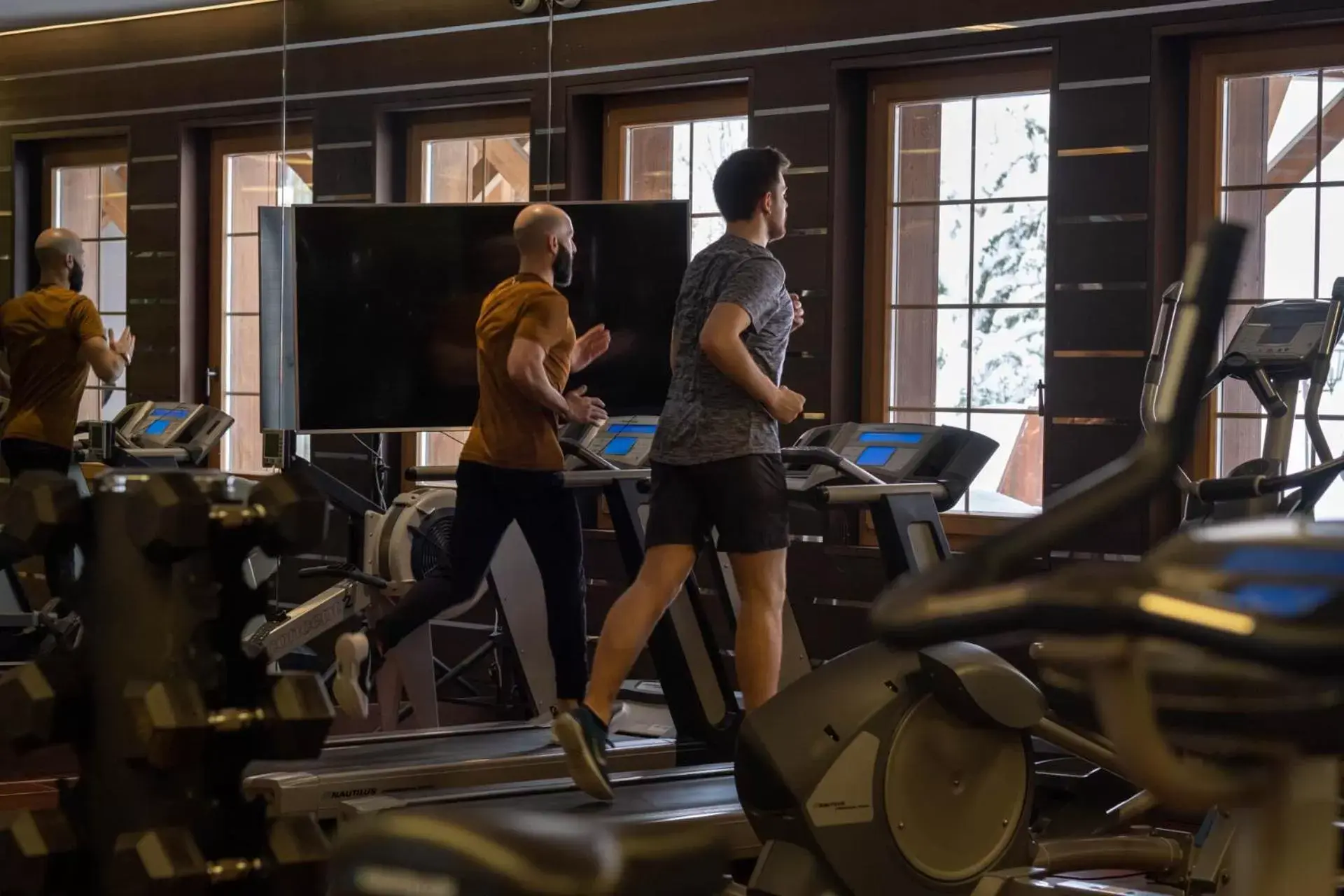 Fitness centre/facilities in Chalet RoyAlp Hôtel & Spa Fitness centre/facilities in Chalet RoyAlp Hôtel & Spa