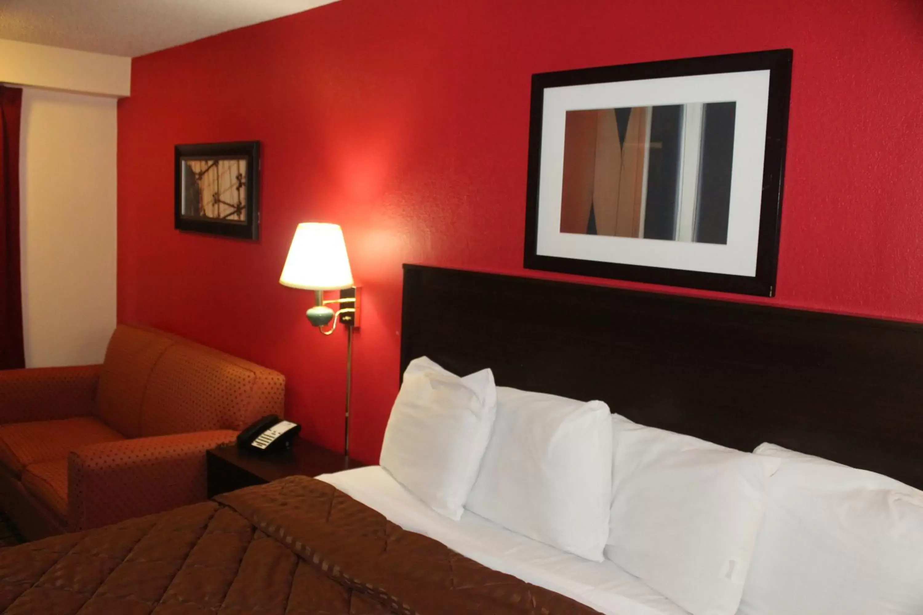 King Room - Non-Smoking in Americas Best Value Inn - Fredericksburg North