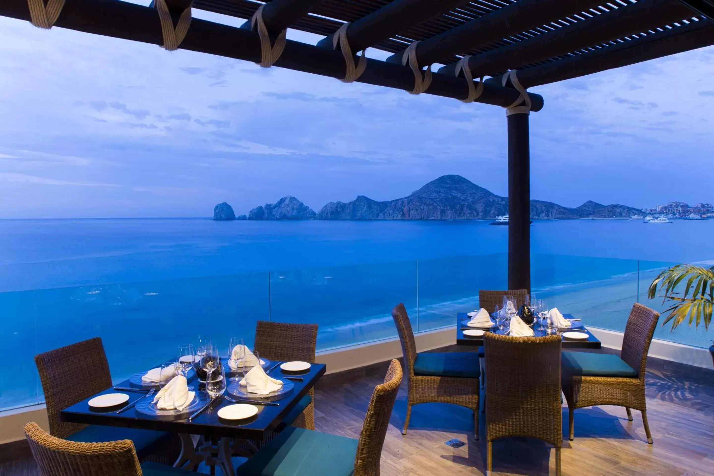 Restaurant/Places to Eat in Villa del Arco Beach Resort & Spa