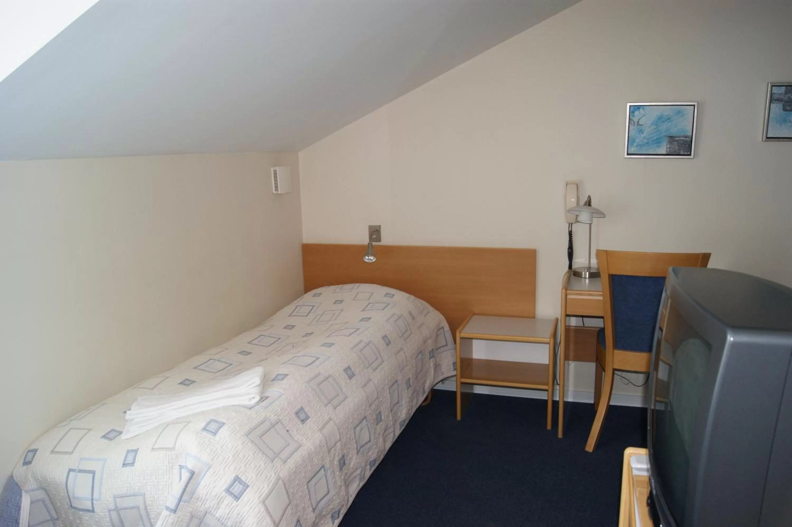 Bedroom, Bed in Hotel Røde-Kro