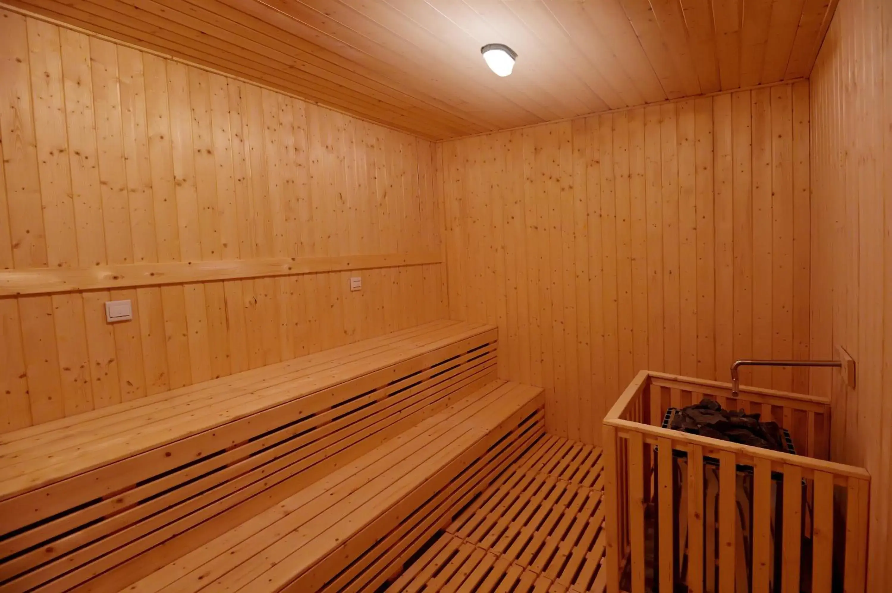 Sauna in Grand Skylight International Hotel Huizhou